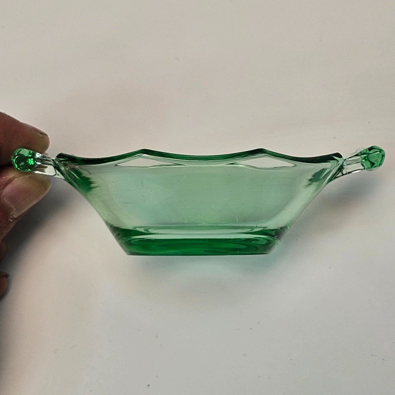 Heisey Octagon Moongleam Handled Nut Bowl