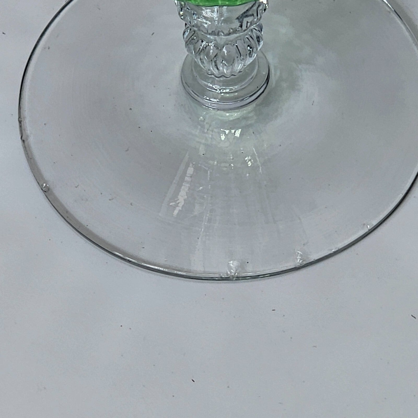 Huntington Glass X101 Green Iced Tea / Water 7.5" H (B)