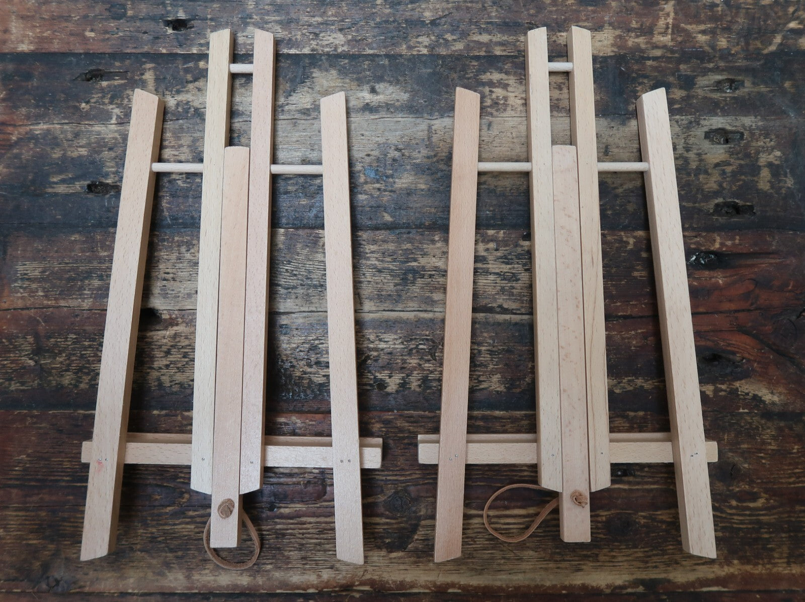 Small Wood Easel Tabletop Easel Stand 15.5" x 8.5" x 1.5" (Set of 2)