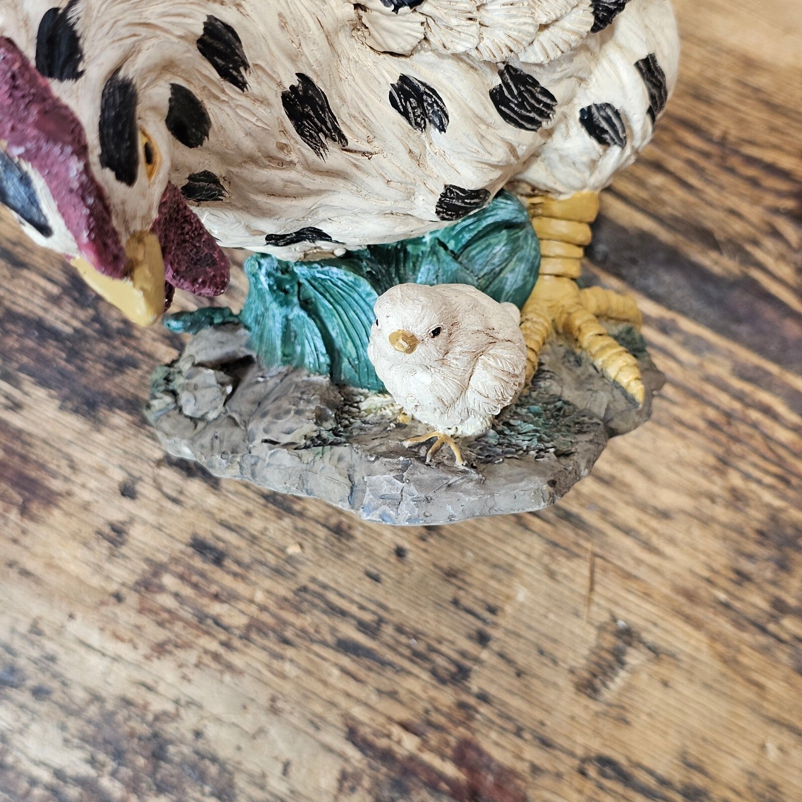 Youngs Inc. Chicken Hen & Baby Chick Resin Figure 7"H