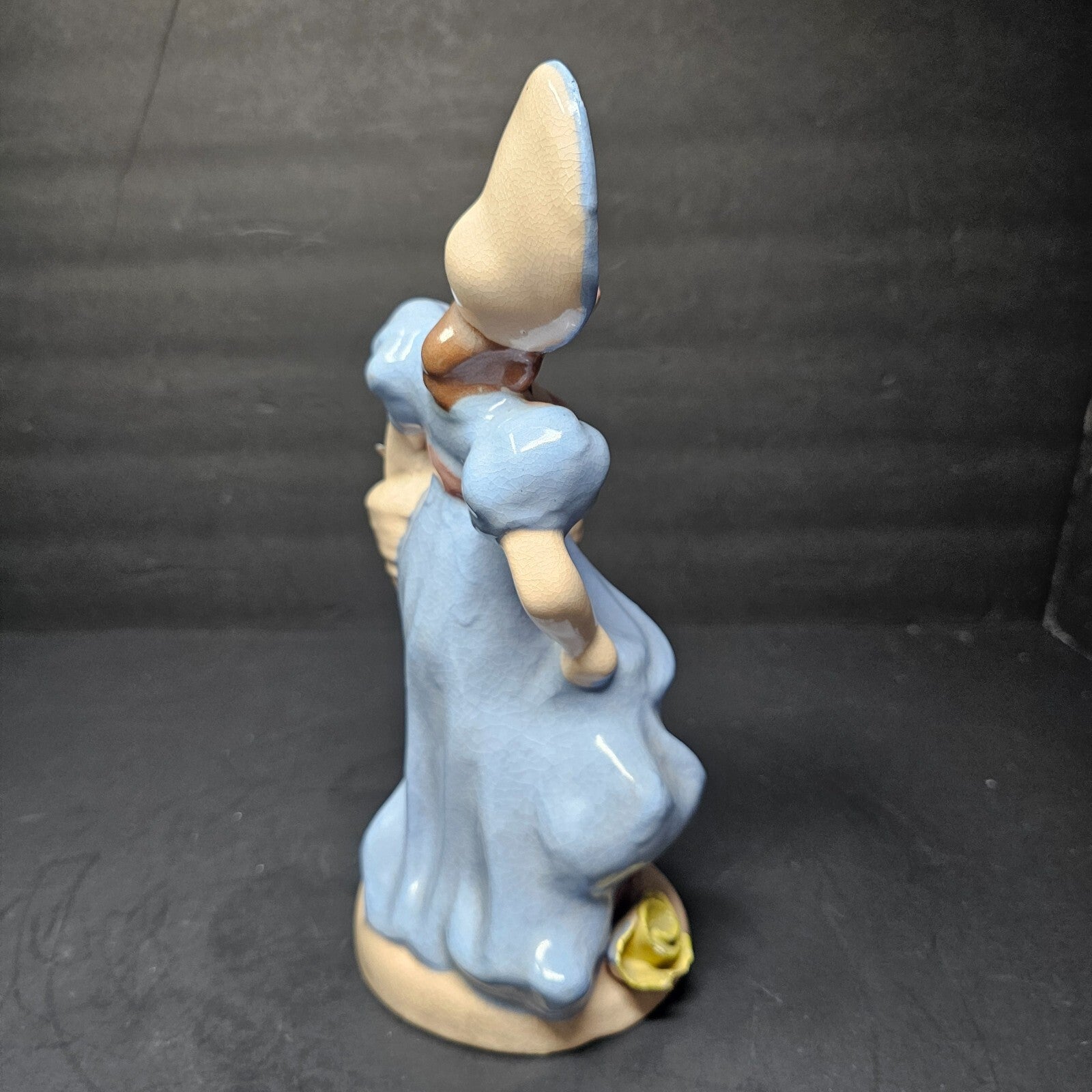 Vintage Kaye Of Hollywood California Lady With Basket Of Flowers Figurine