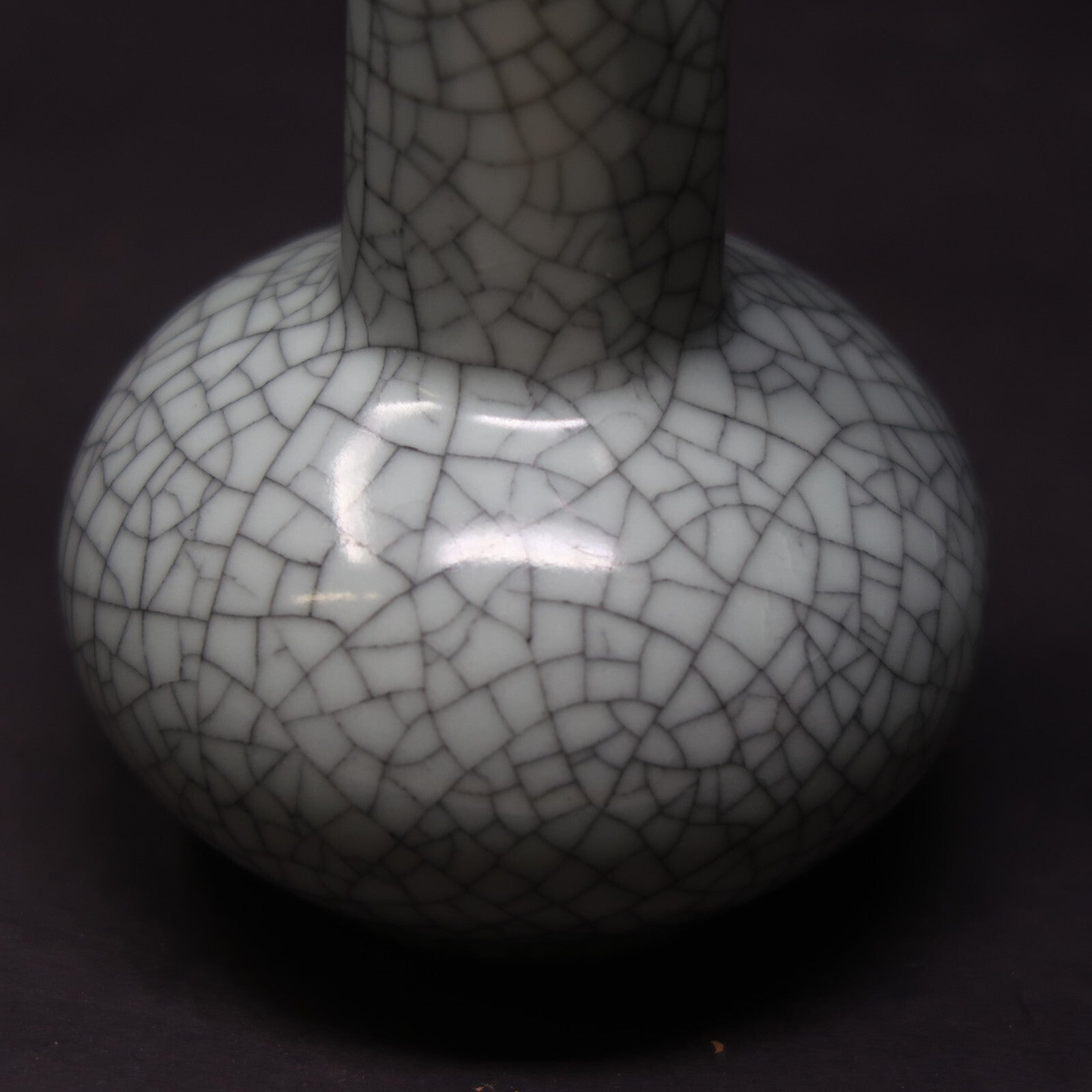4.8" Chinese Porcelain Glazed Celadon Crackle Bottle Neck With Double Ears