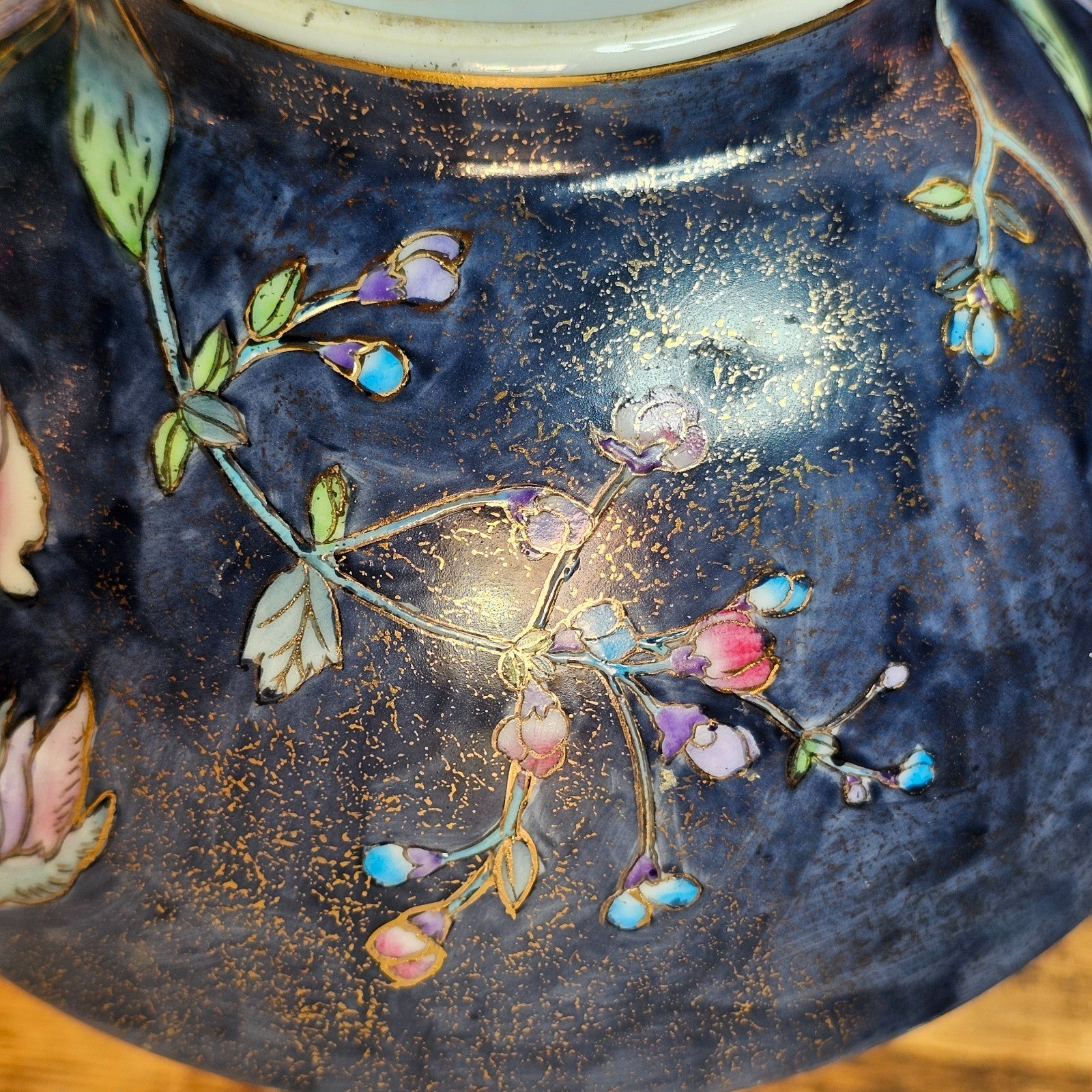 Vintage Chinese Export Ware Porcelain Bowl with Hand-Painted Iris & Gold Leaf
