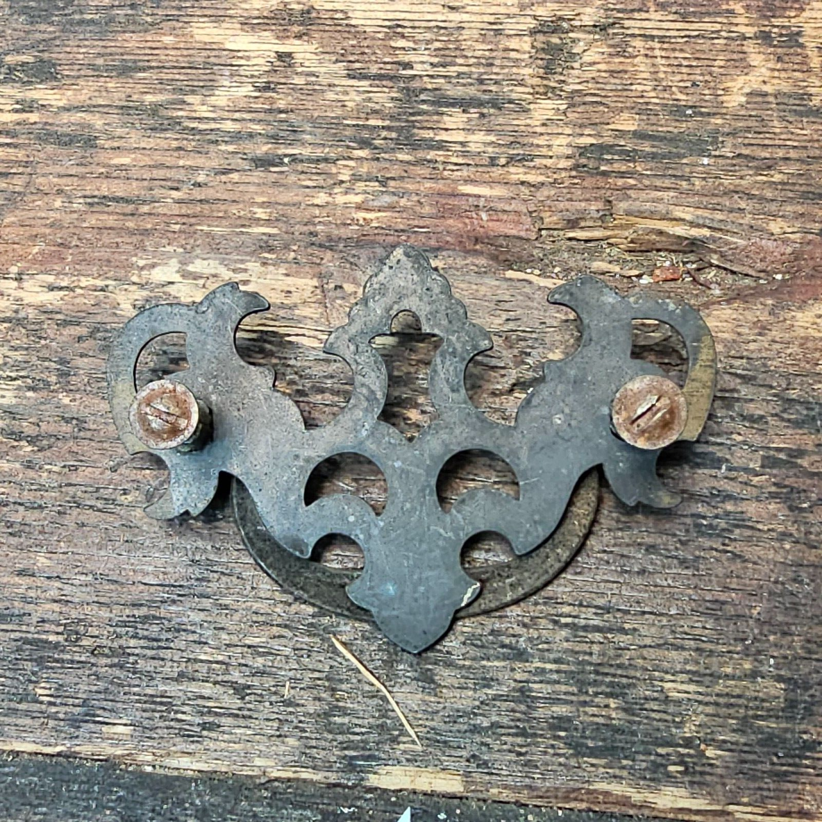 Set of 2 Vintage Rustic Drawer Pulls (C)