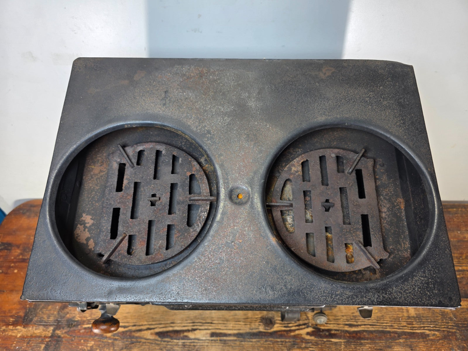 Antique Rippingille’s No.630 Paraffin Stove / Oven