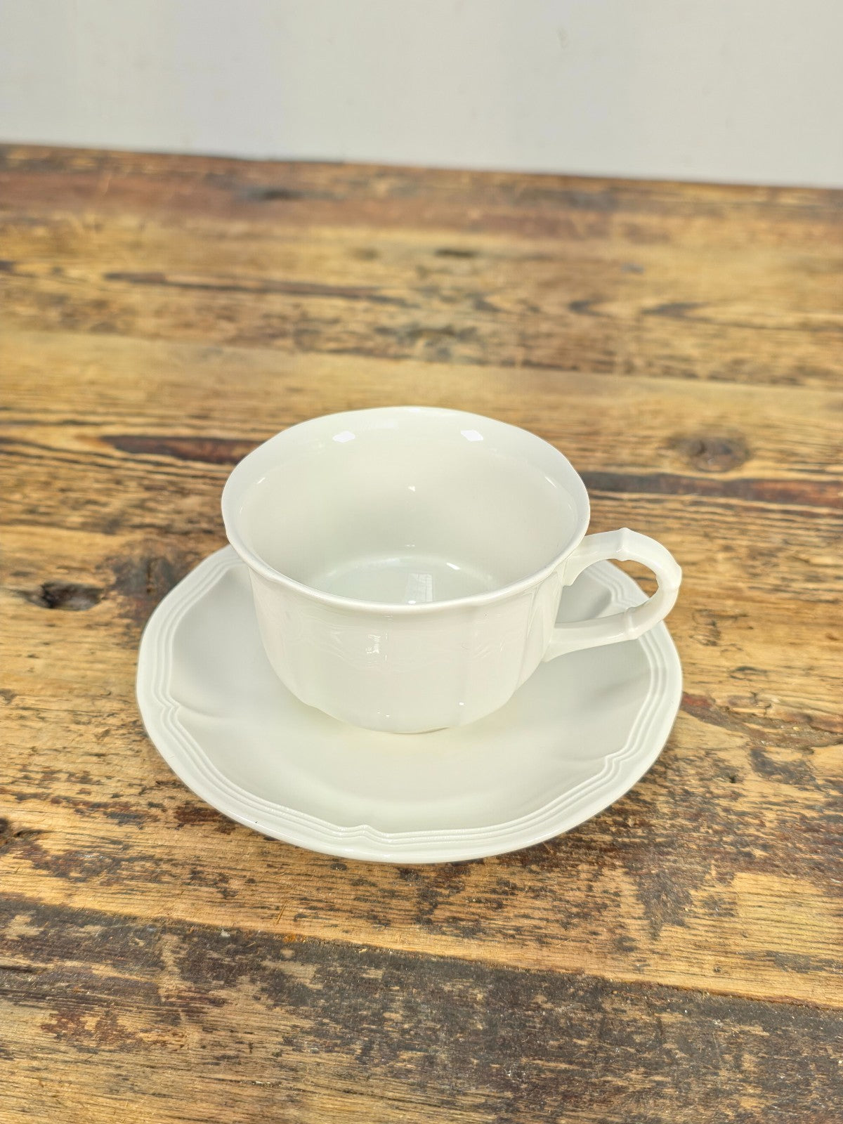 Villeroy &  Boch Manoir Flat Cup & Saucer