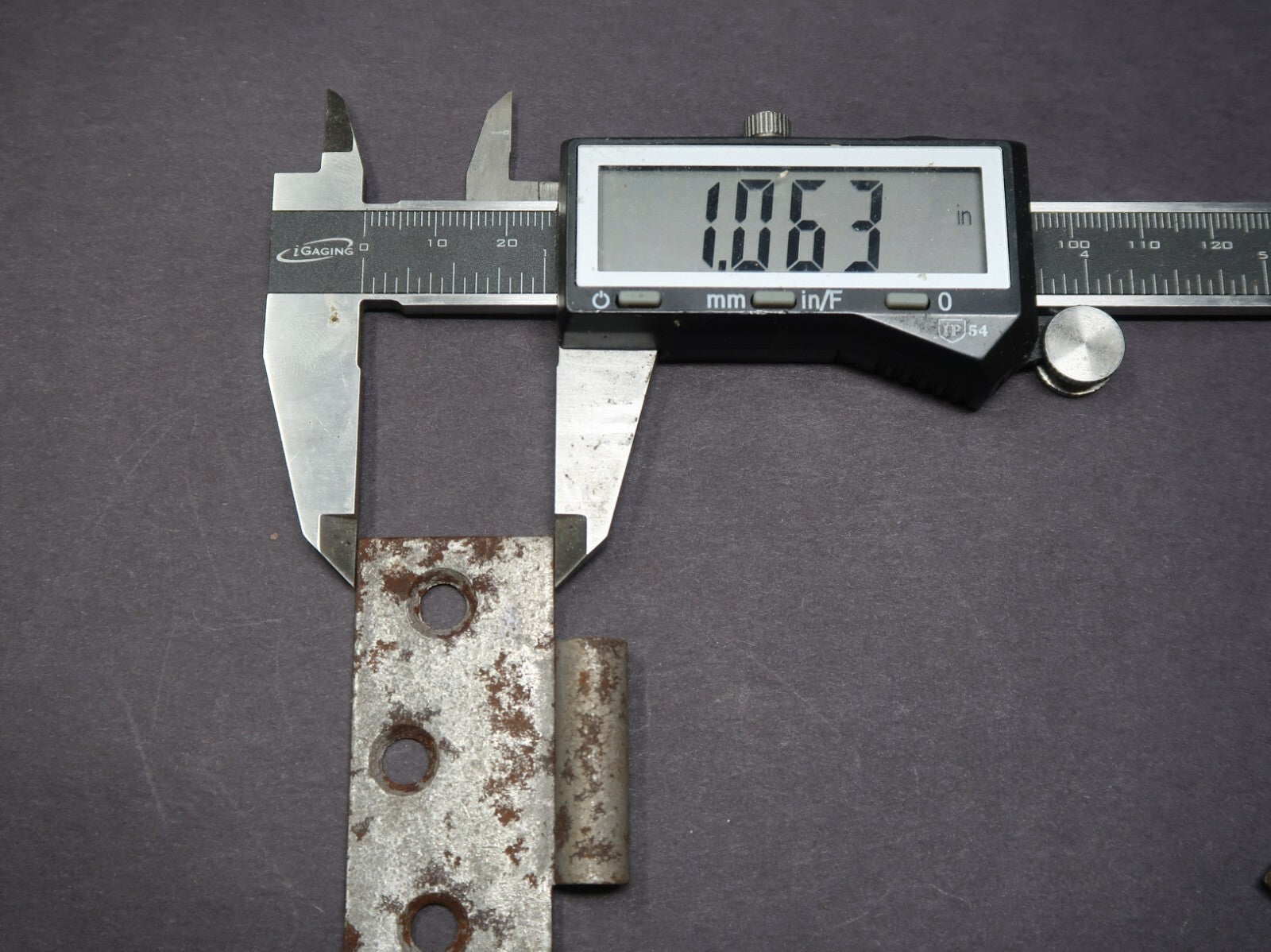Vintage Iron Hinge Rustic (E)