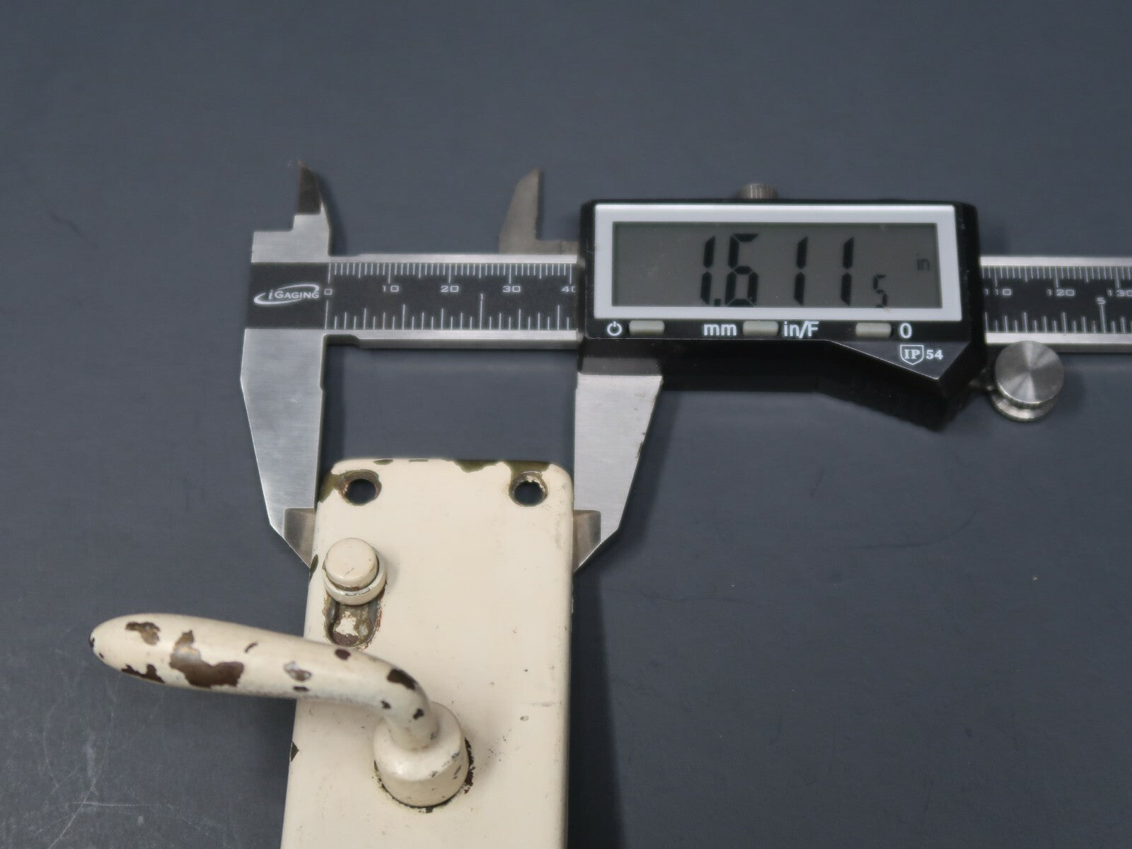 Antique Window Sash Lock Latch Hardware Lever With Lock Shabby Chic White (A)