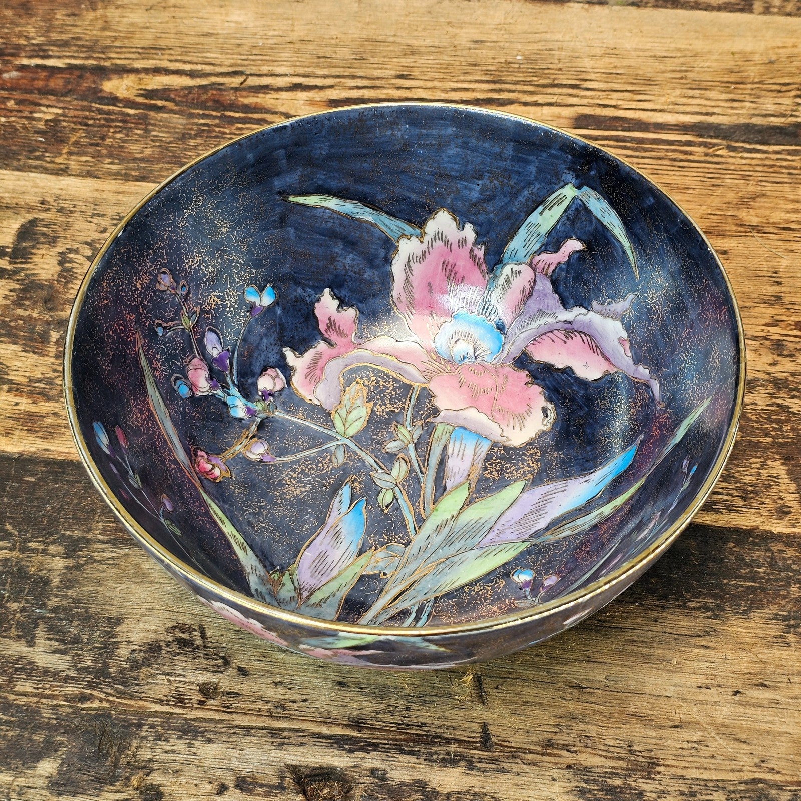 Vintage Chinese Export Ware Porcelain Bowl with Hand-Painted Iris & Gold Leaf
