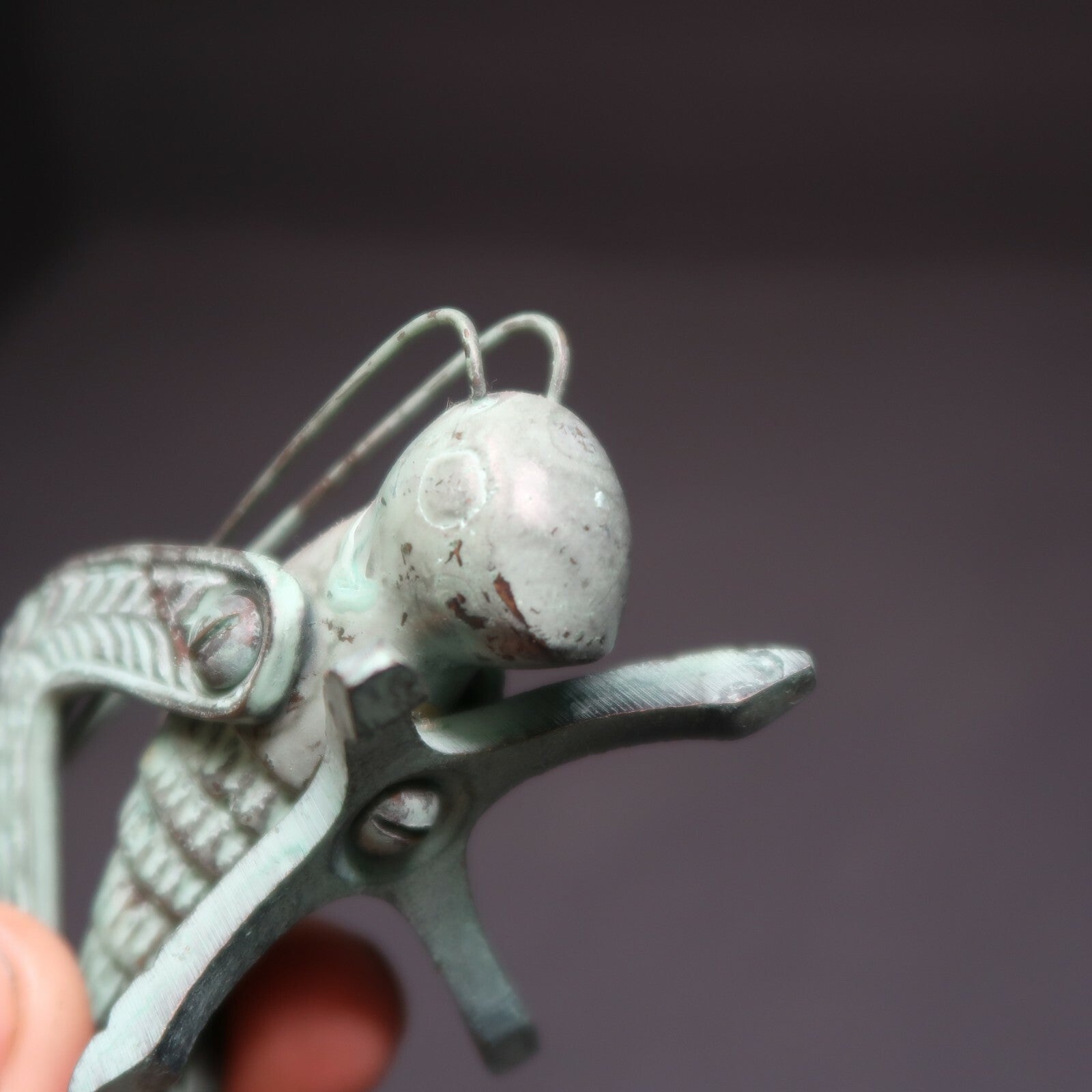 Vintage Metal Grasshopper Green Patina L 4"