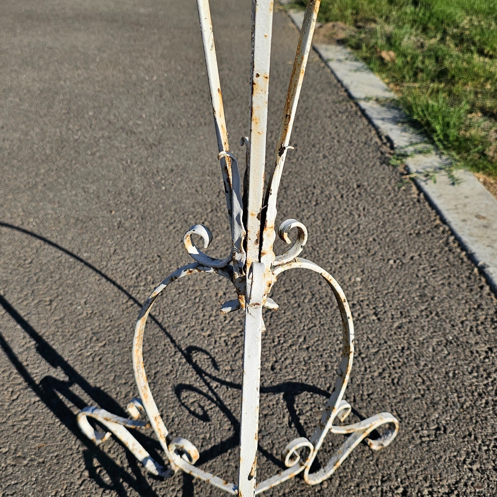 Vintage Scrolled Metal White Plant Stand Rustic 42"H