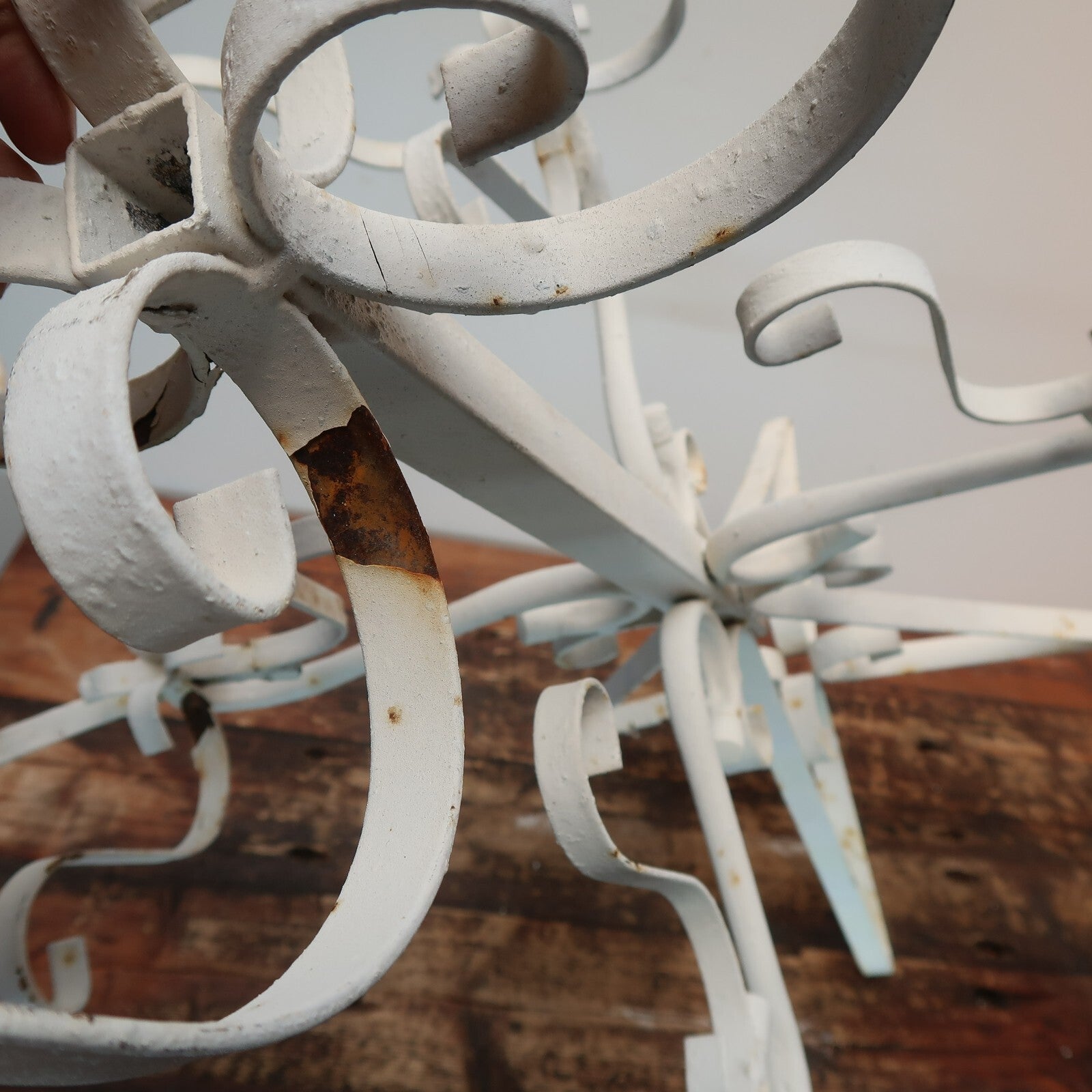 Vintage Mexican White Iron 5 Pot Tiered Plant Stand 1970’s Shabby Chic H 34"