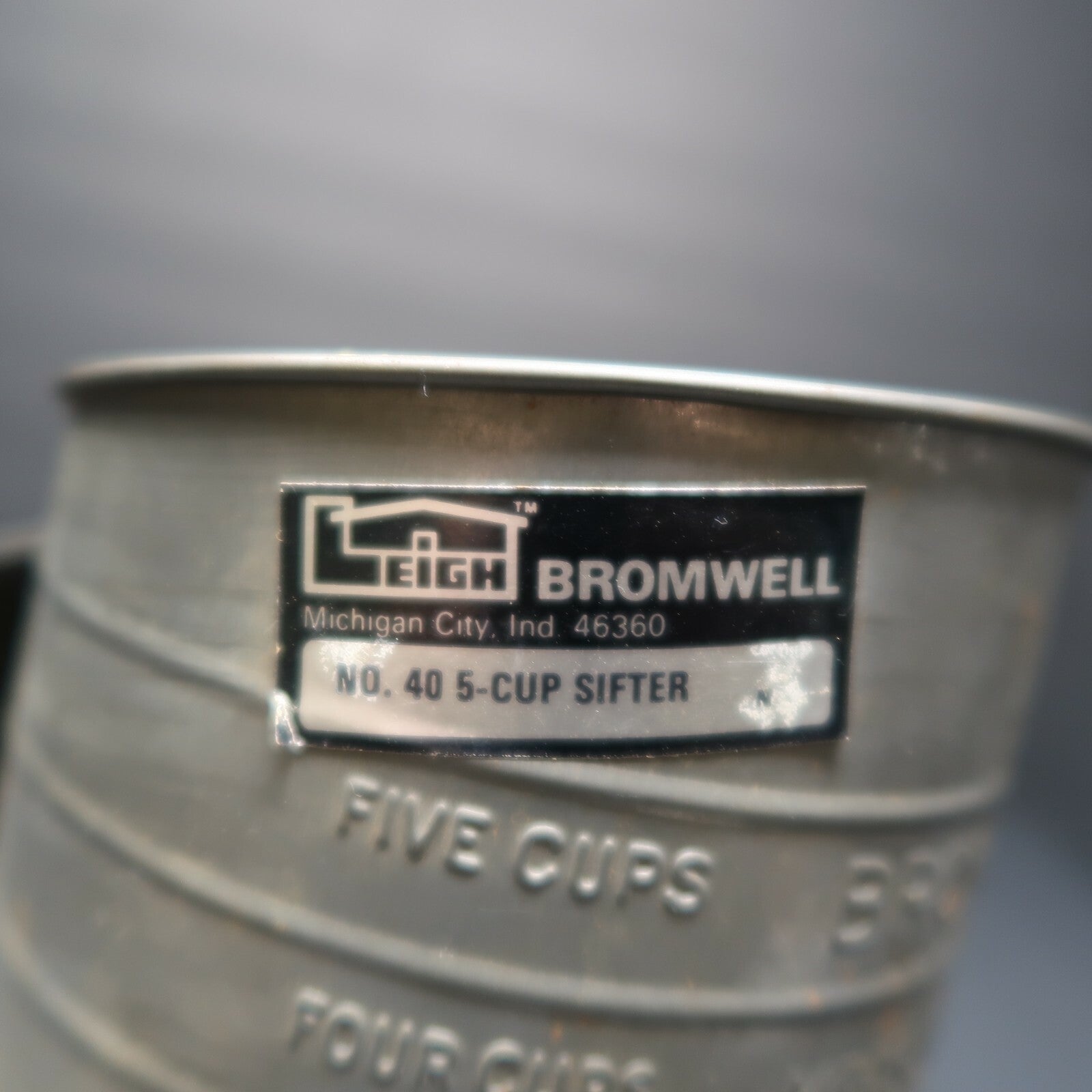 Vintage Leigh Bromwell 5 Cups Measuring Sifter