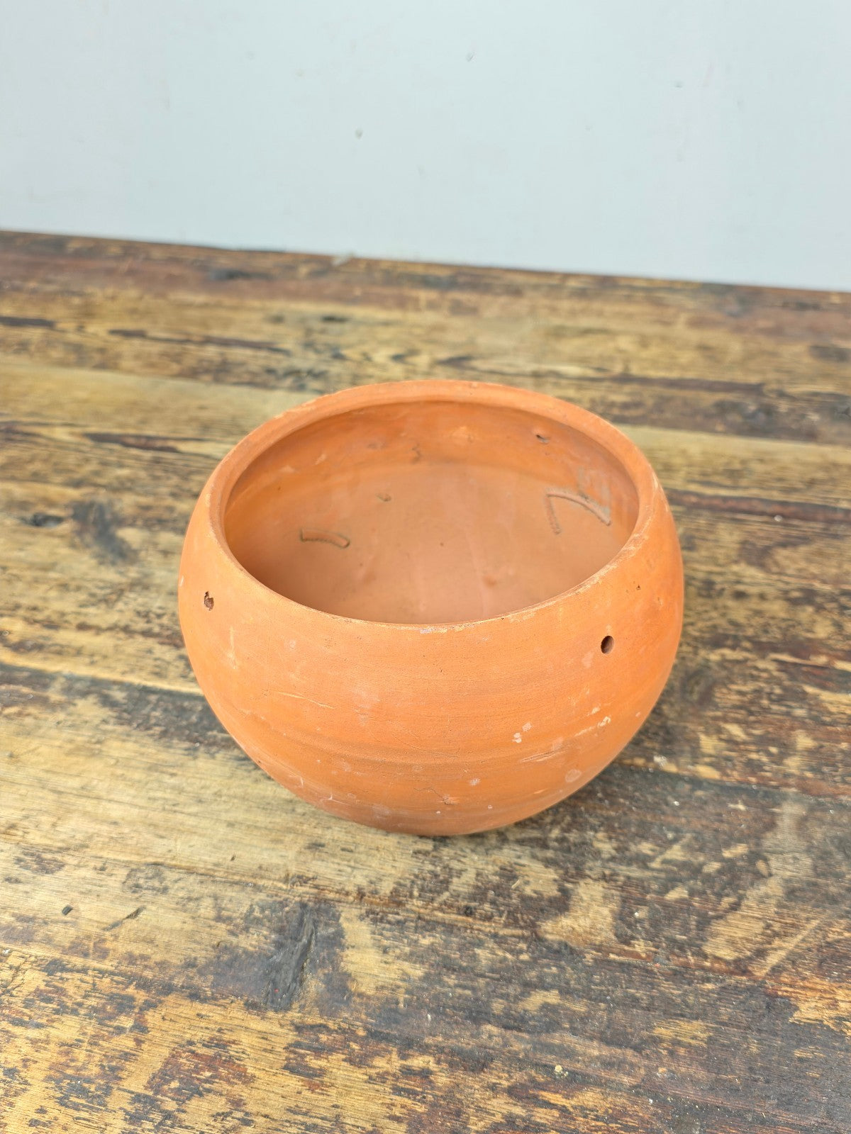 Vintage Terracotta Hanging Planter Pot – 1970s–1990s – 8" Diameter