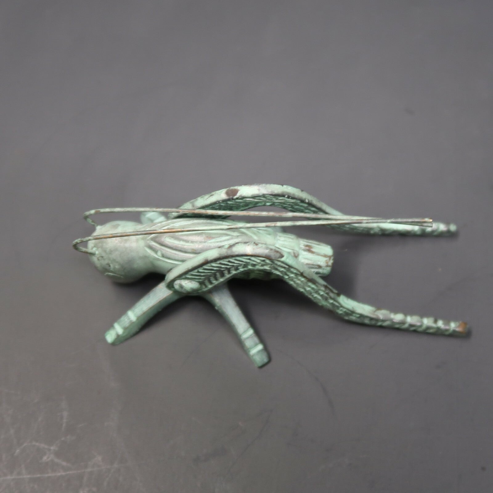 Vintage Metal Grasshopper Green Patina L 4"