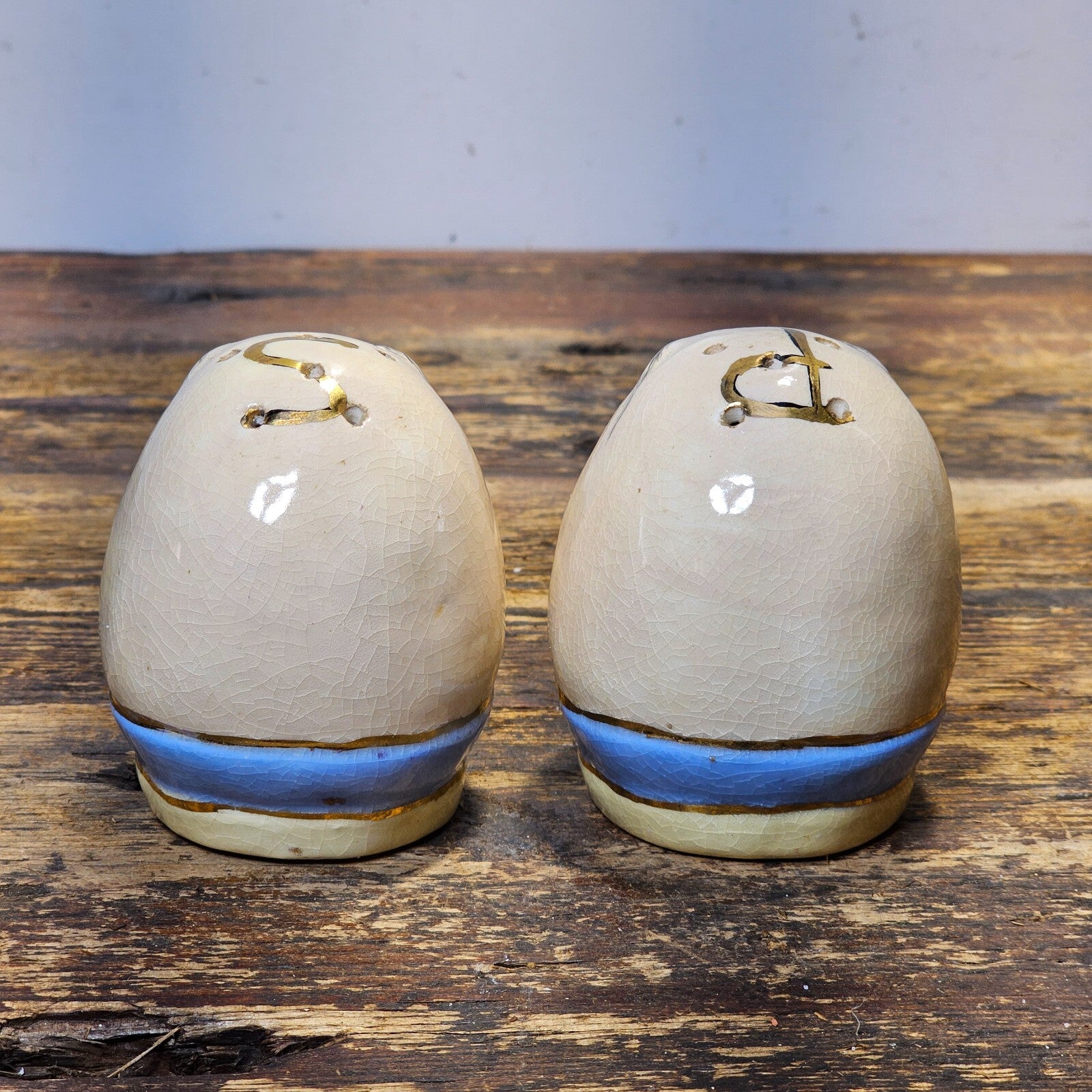 Vintage Salt Pepper Shaker Egg Humpty Dumpty Style Signed By Artist