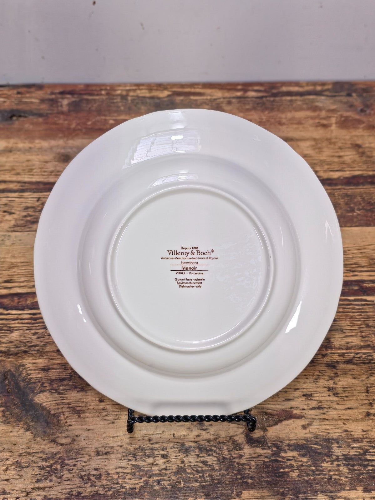 Villeroy &  Boch Manoir Large Rim Soup Bowl 9"