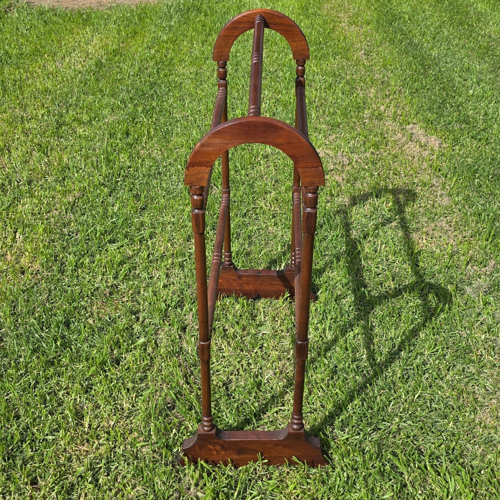 Vintage Wooden Quilt Rack / Blanket Stand – Early American Style
