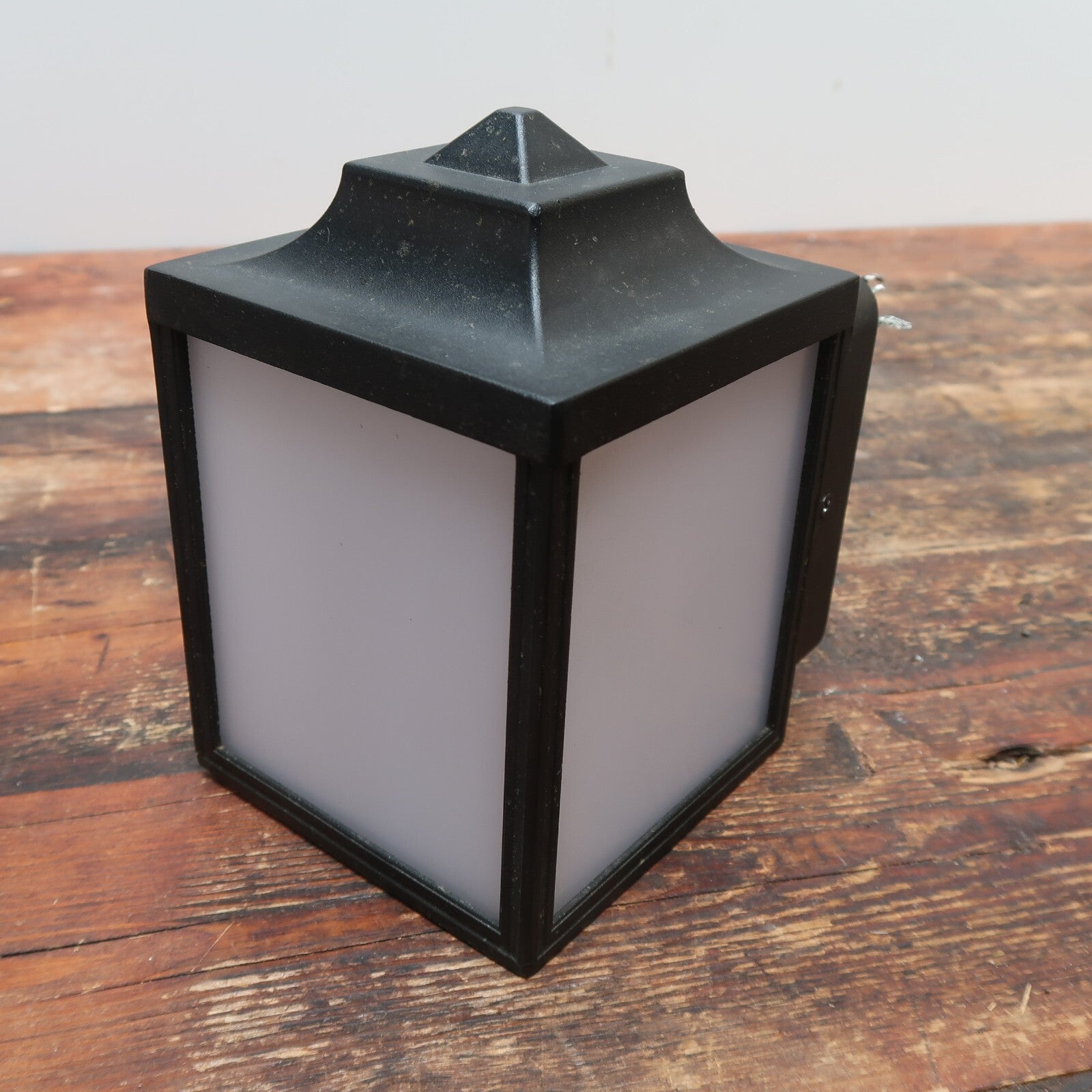 Outdoor LED Wall Light Fixture Porch Patio Lantern Lamp
