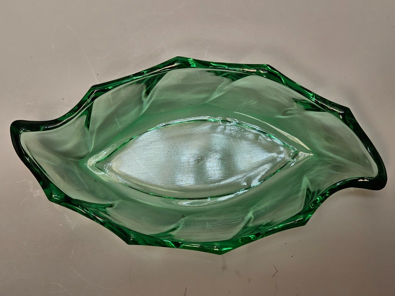 Heisey 7" Twist Moongleam Pickle Dish