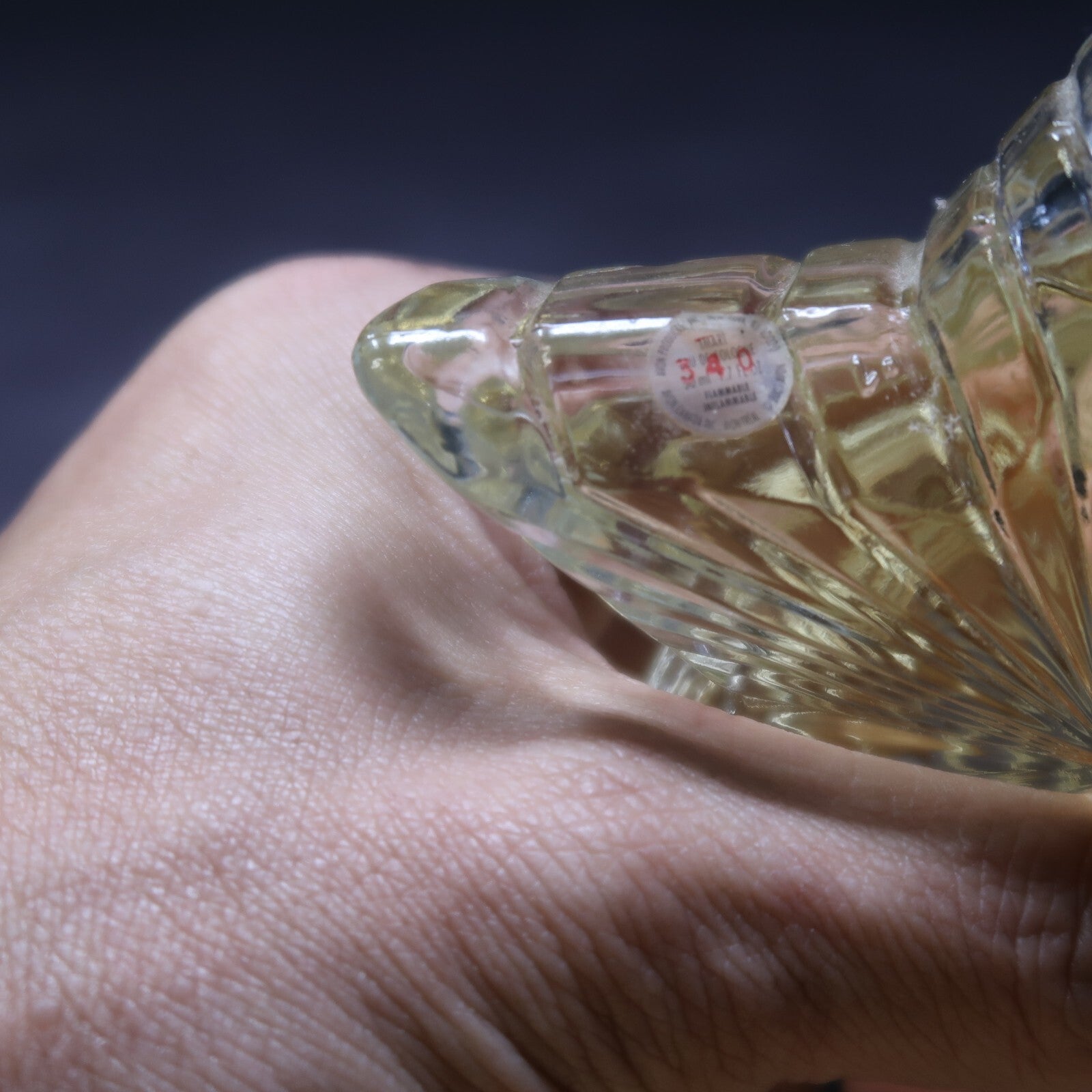 Avon Imari Star Decanter Eau De Cologne 1.7 fl. oz. (The Cap Is Broken)