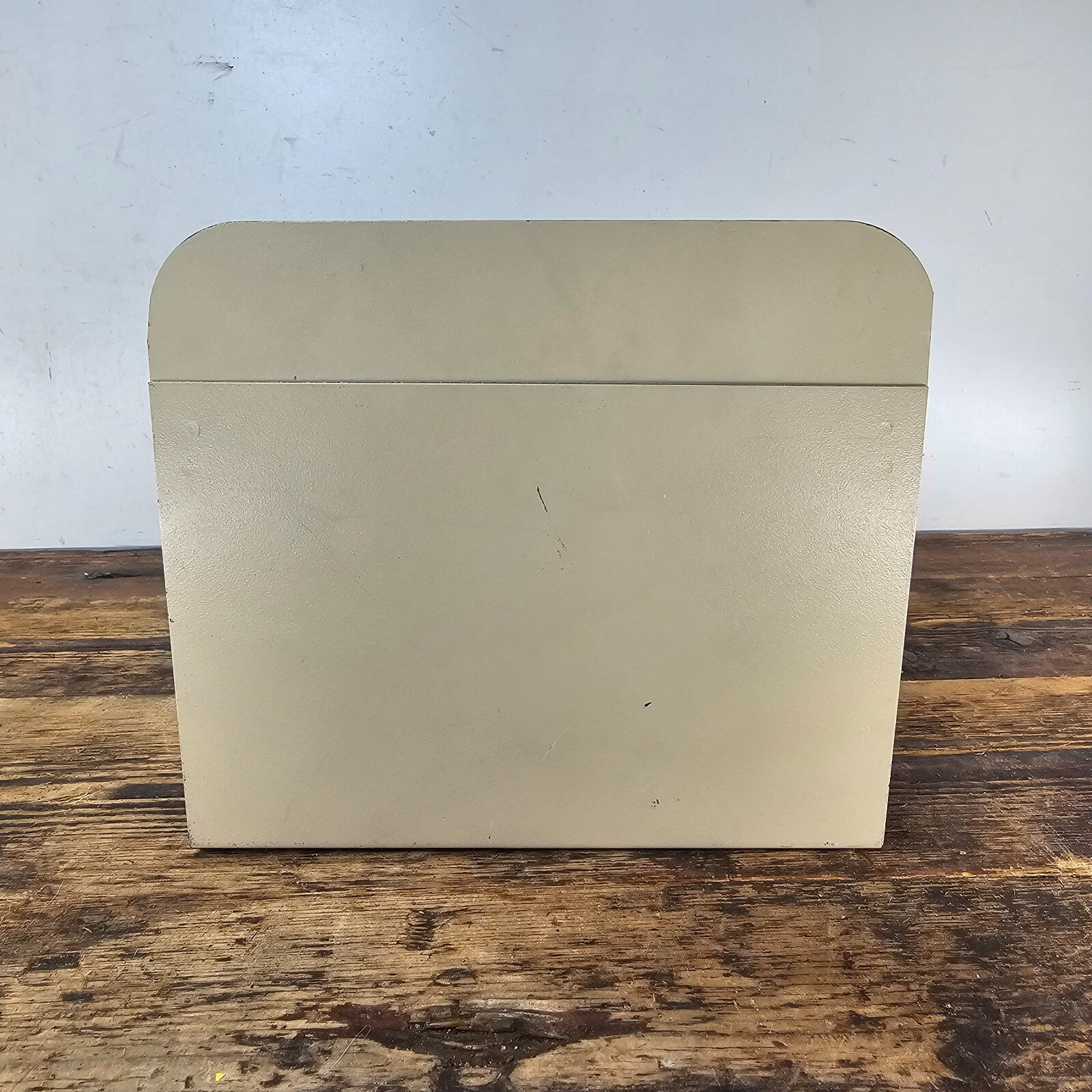 Vintage Buddy Products Small Inclined 6 Compartment Desktop File Organizer