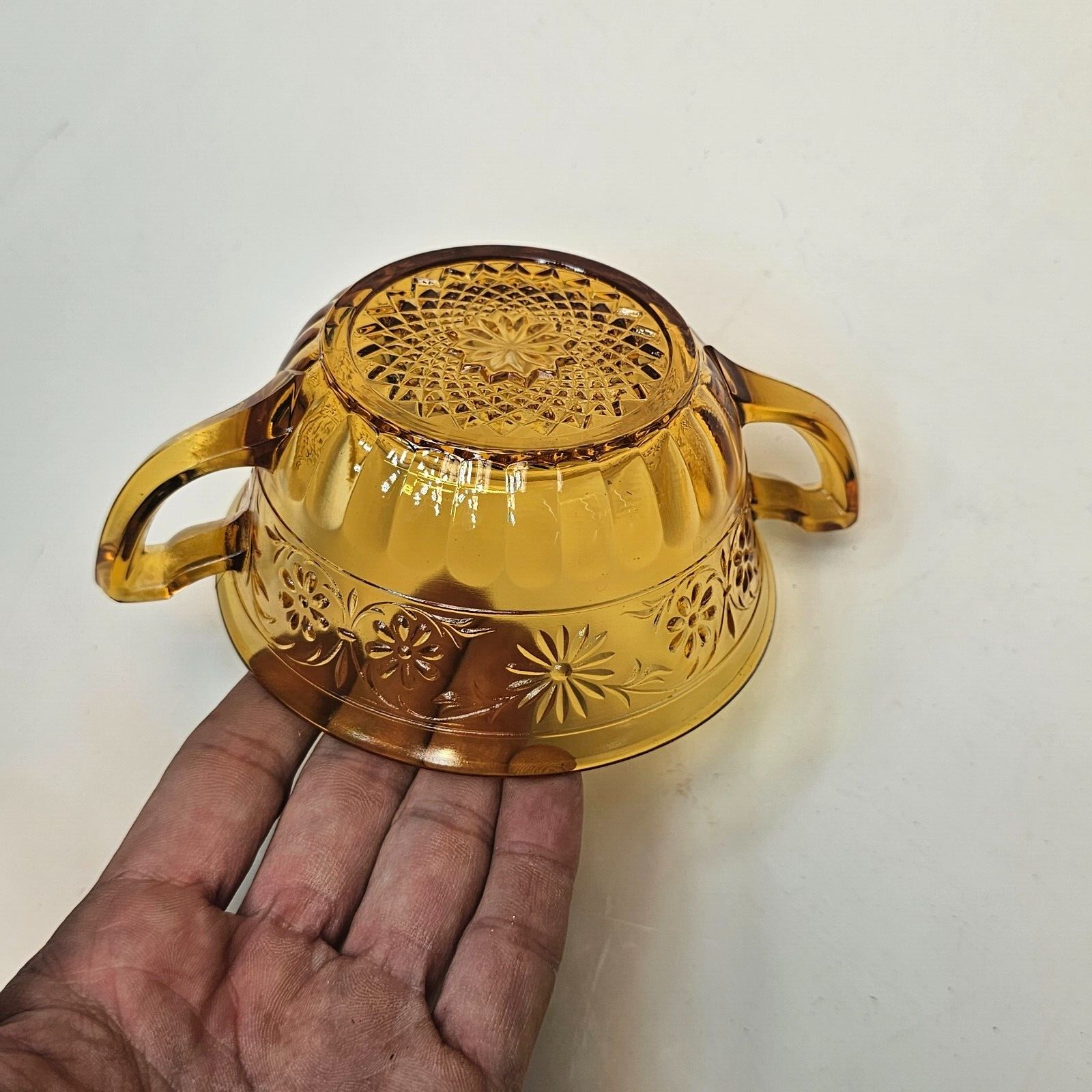 Set of 5 Vintage Indiana Daisy Amber Depression Glass Plates & Soup Bowls Set