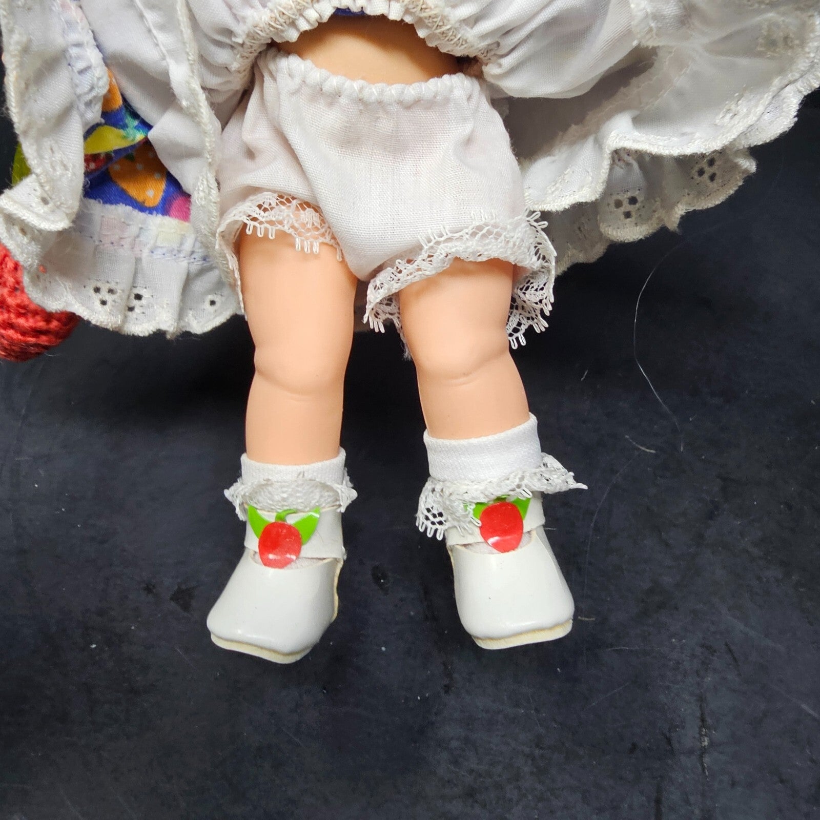 Madame Alexander Strawberry Pie Wendy 8"