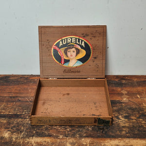 Vintage Aurelia Biltmore Cigar Box  7.75" x 6" x 1.5"