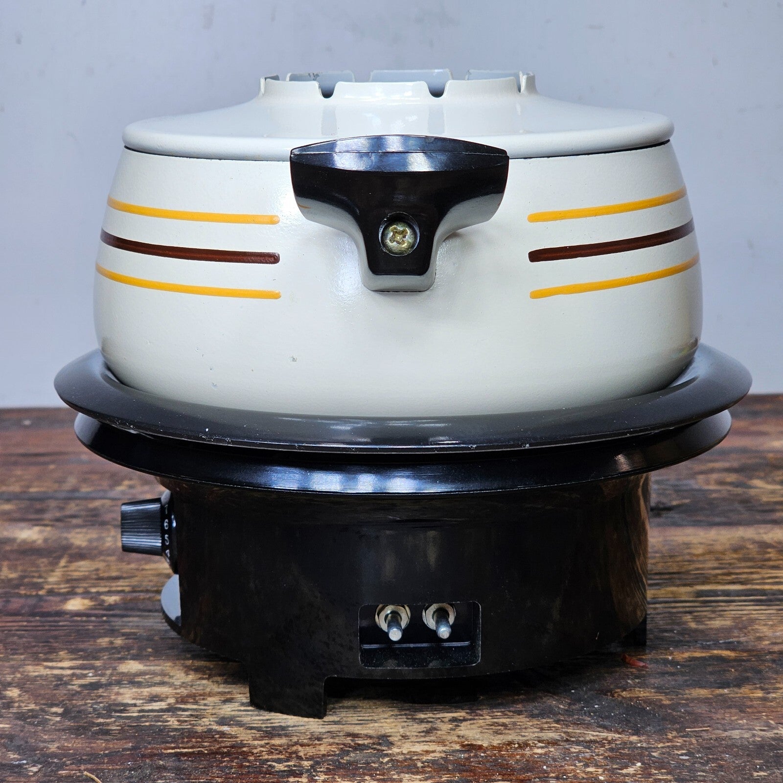 1980s Regal Mardi-Gras Electric Fondue Set Retro Design Made In USA NOS