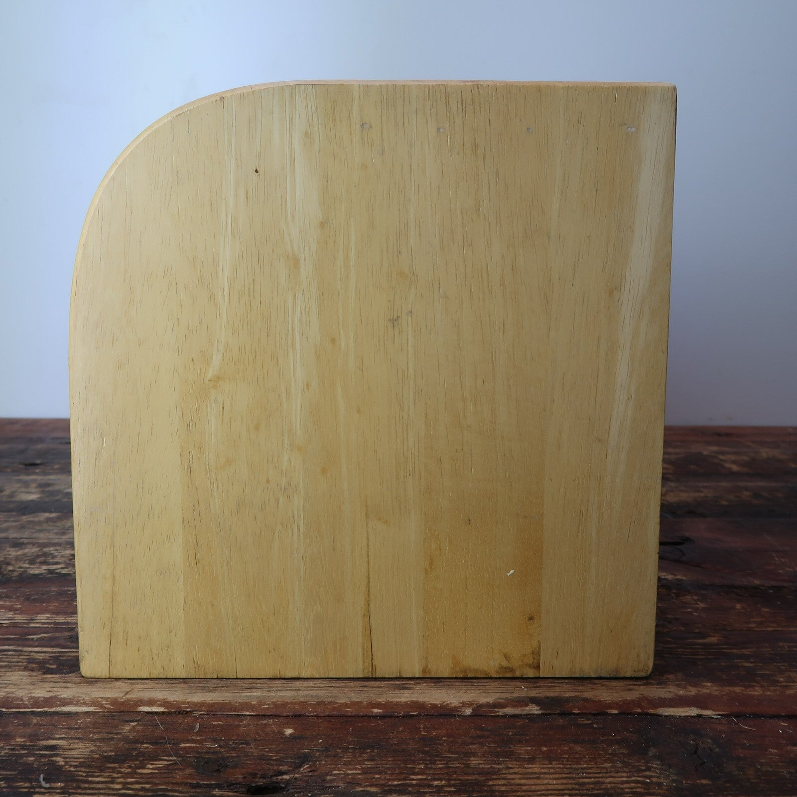 Kamenstein Wood Bread Box Roll-Top Front
