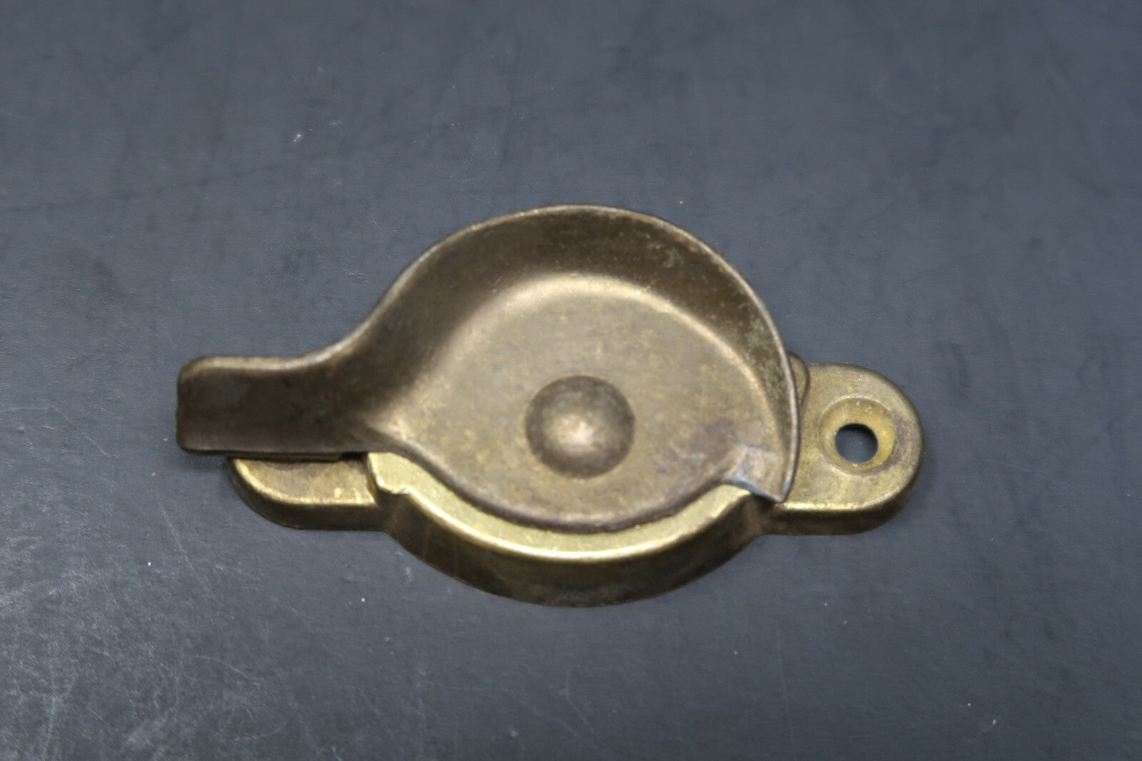 Vintage Window Latch Sash Lock with Lifter (A)
