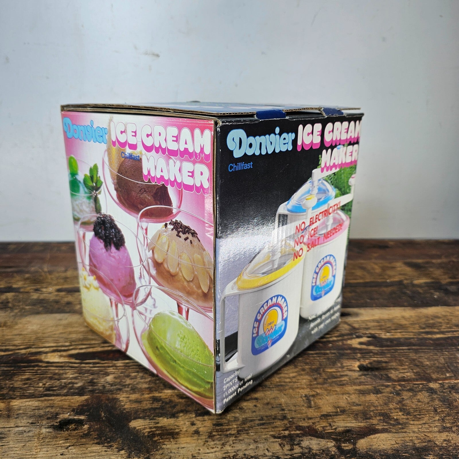 Donvier Ice Cream Maker 2 Pints Pink Trim Hand Crank