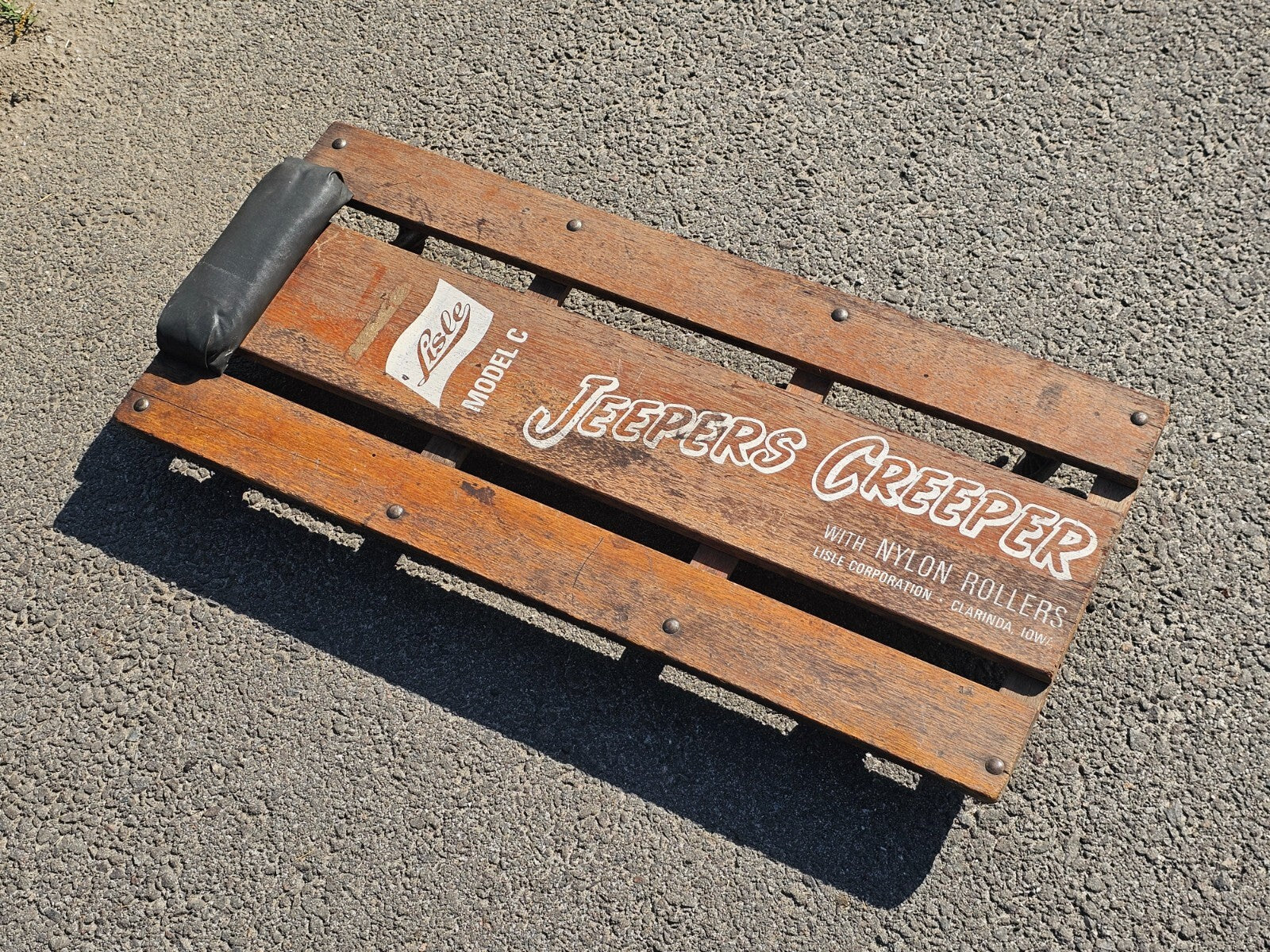 Vintage Lisle Jeepers Creeper Model C  Made In USA " White Text " Rare?