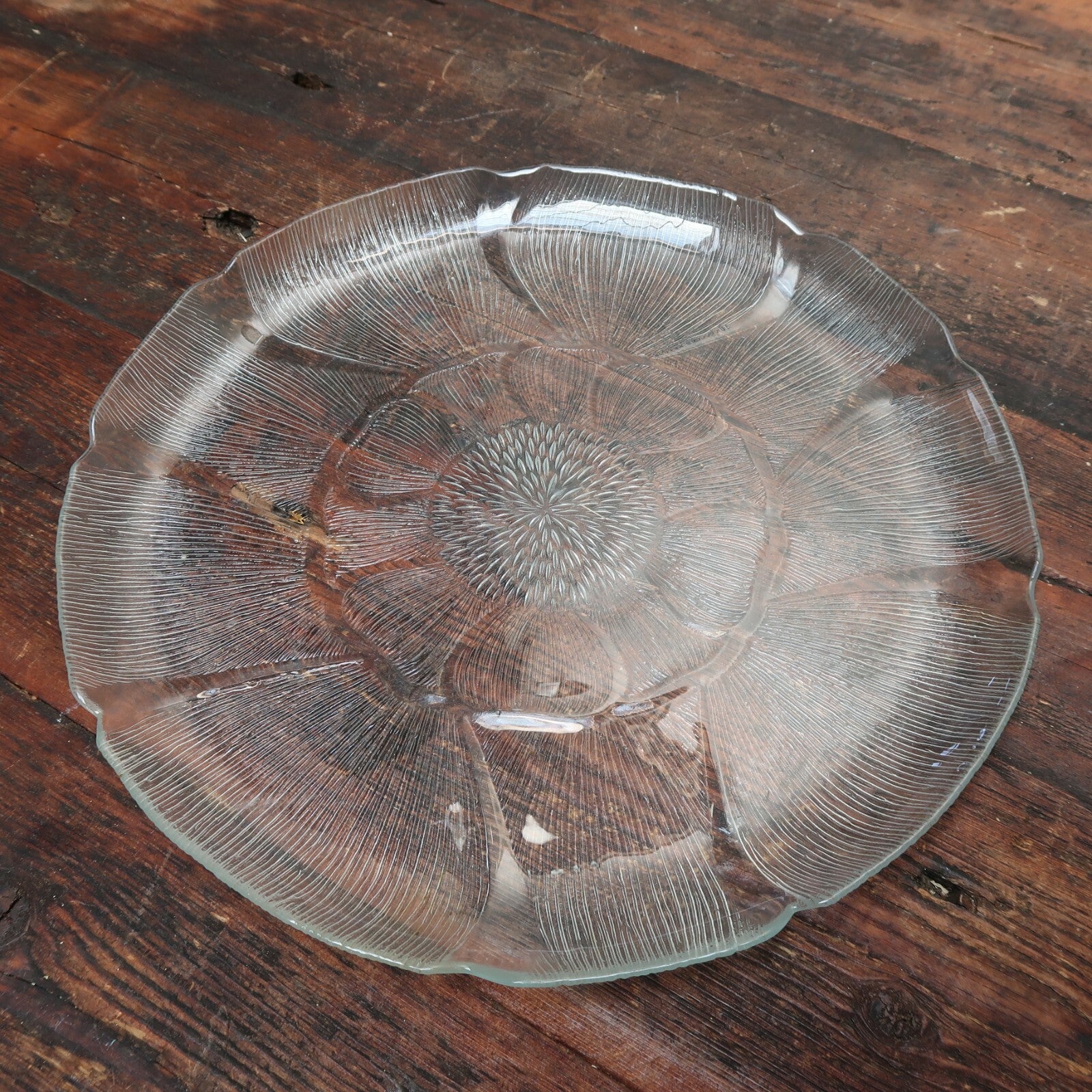 Arcoroc France Fleur Clear Glass Platter Serving Plate Floral Design 13"