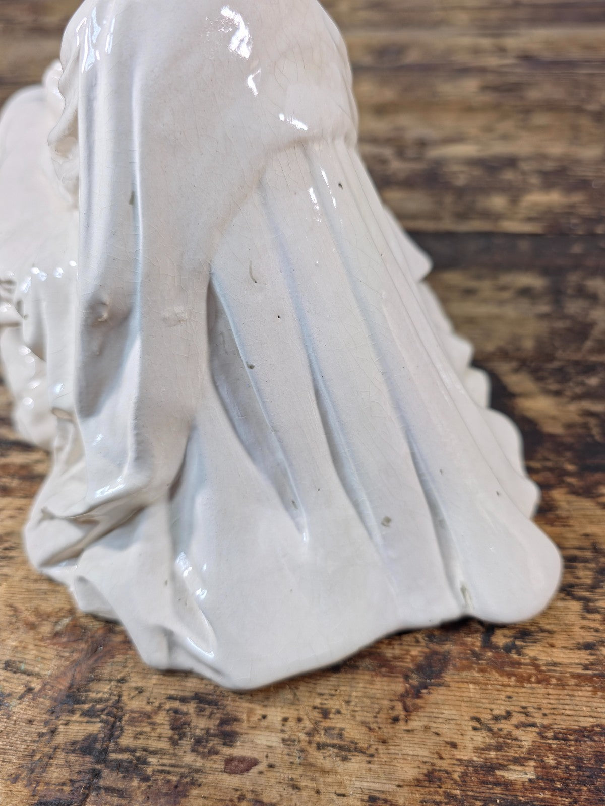 Vintage Byron Molds Jesus at the Rock White Glazed Ceramic Statue 7"