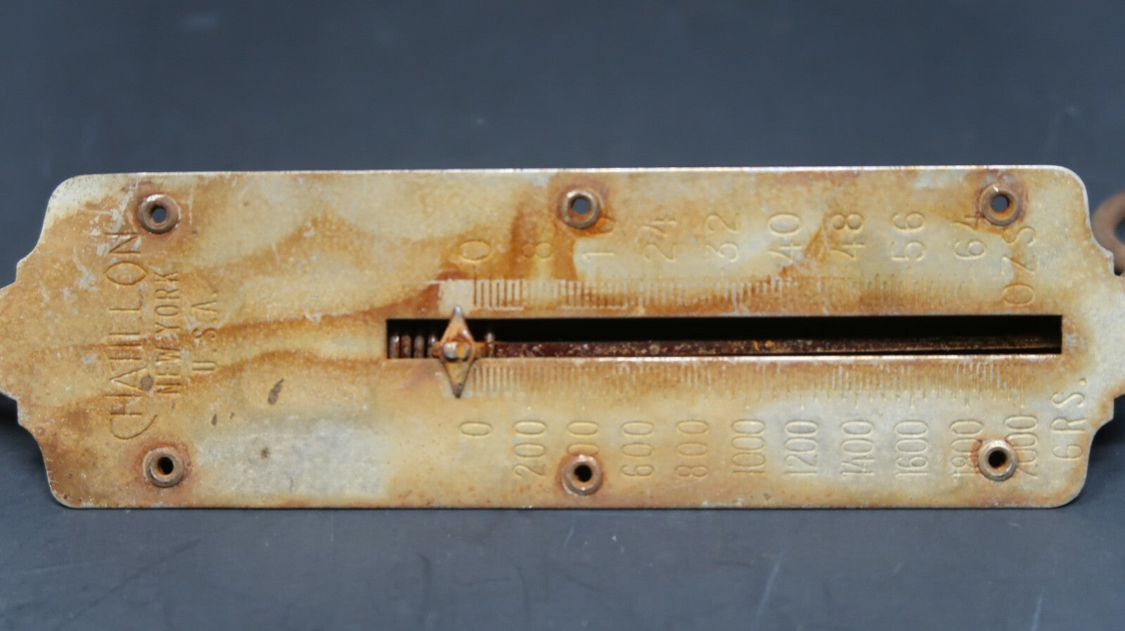 Vintage Chatillon Hanging Spring Scale 2000 Grams 62 Ounces
