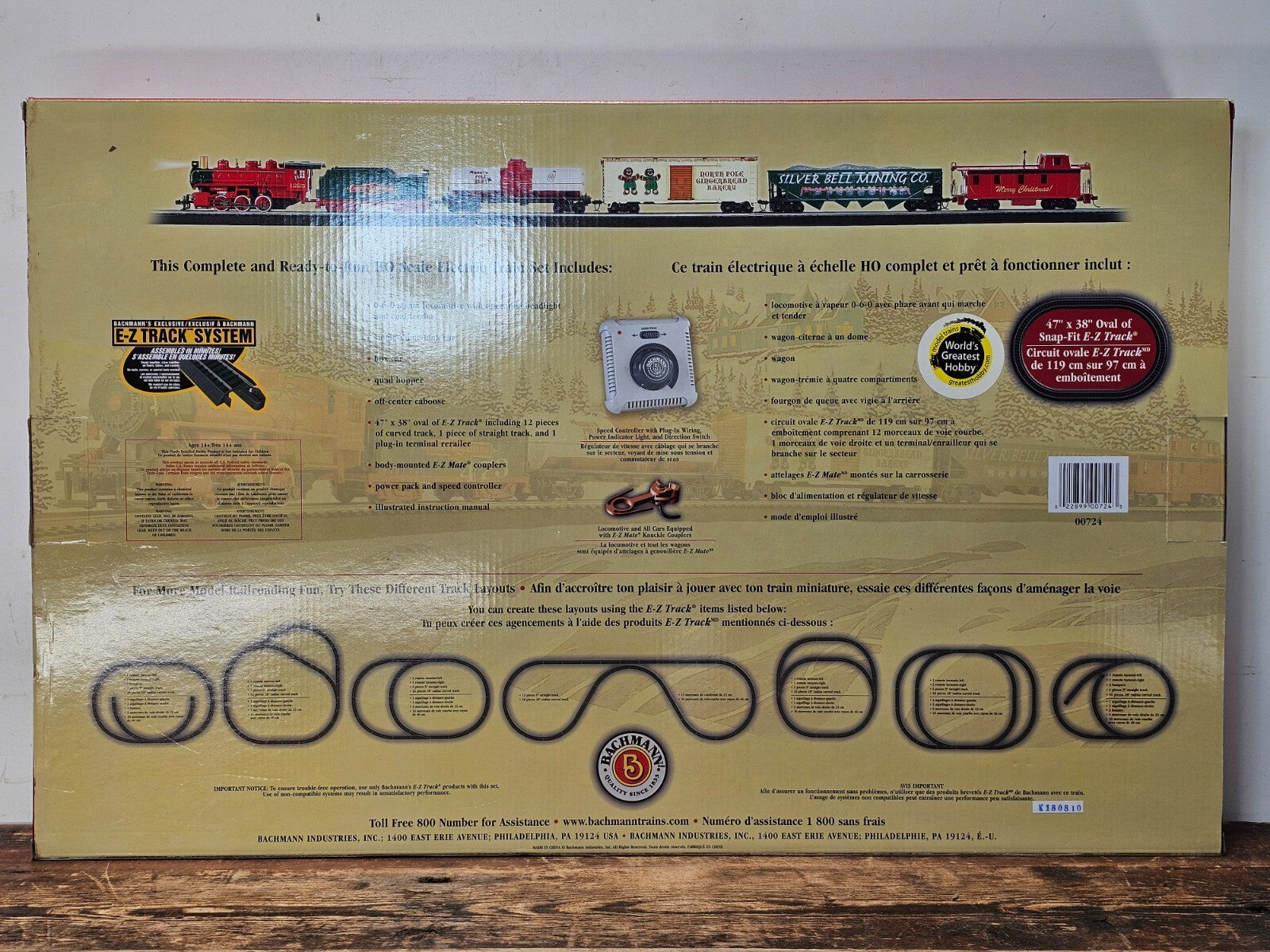 BACHMANN TRAINS HO Jingle Bell Christmas Express Train Set  + Many Extras!