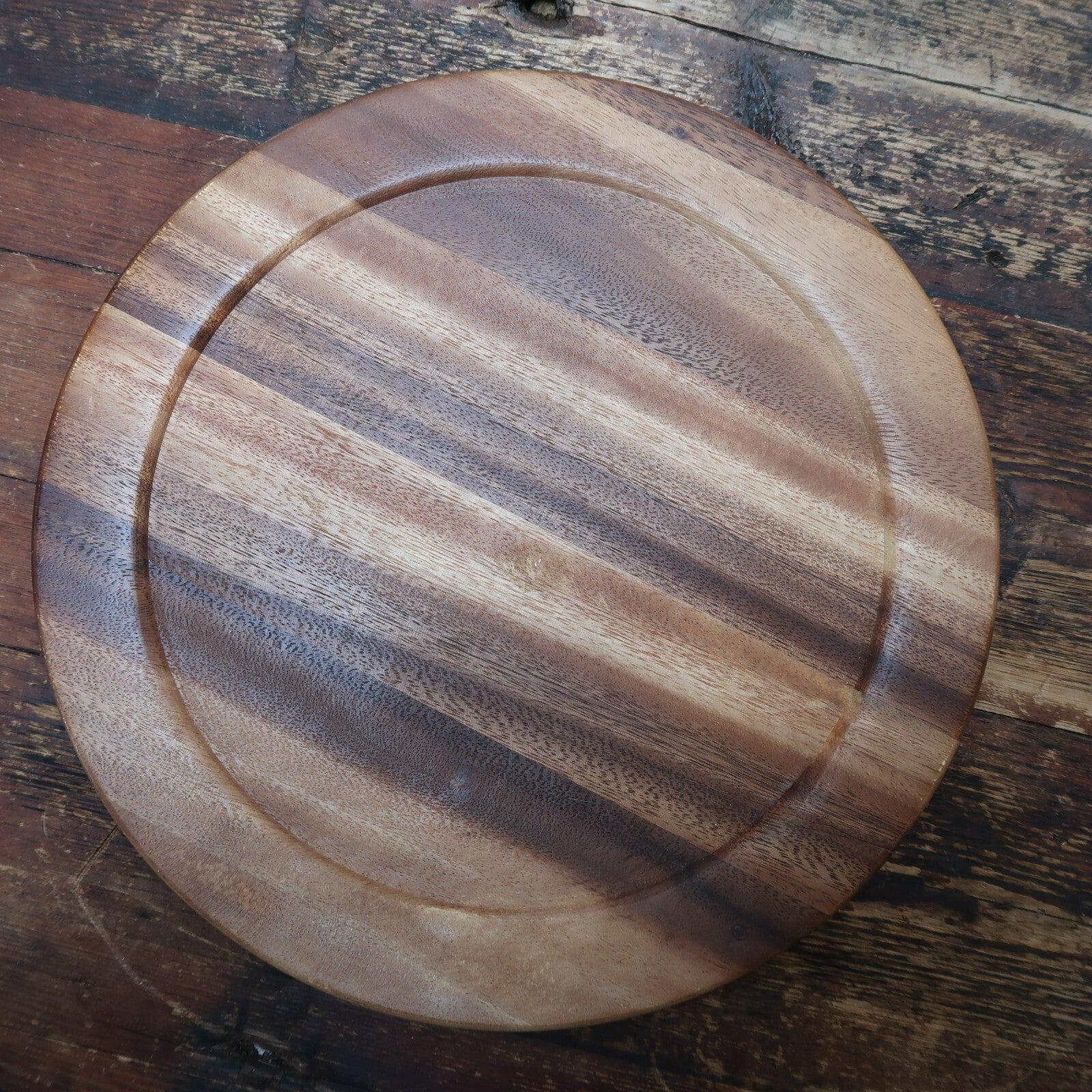 Acacia Wood Round Wood Plates 13" with 2" Wide Lip (Set of 5) NOS