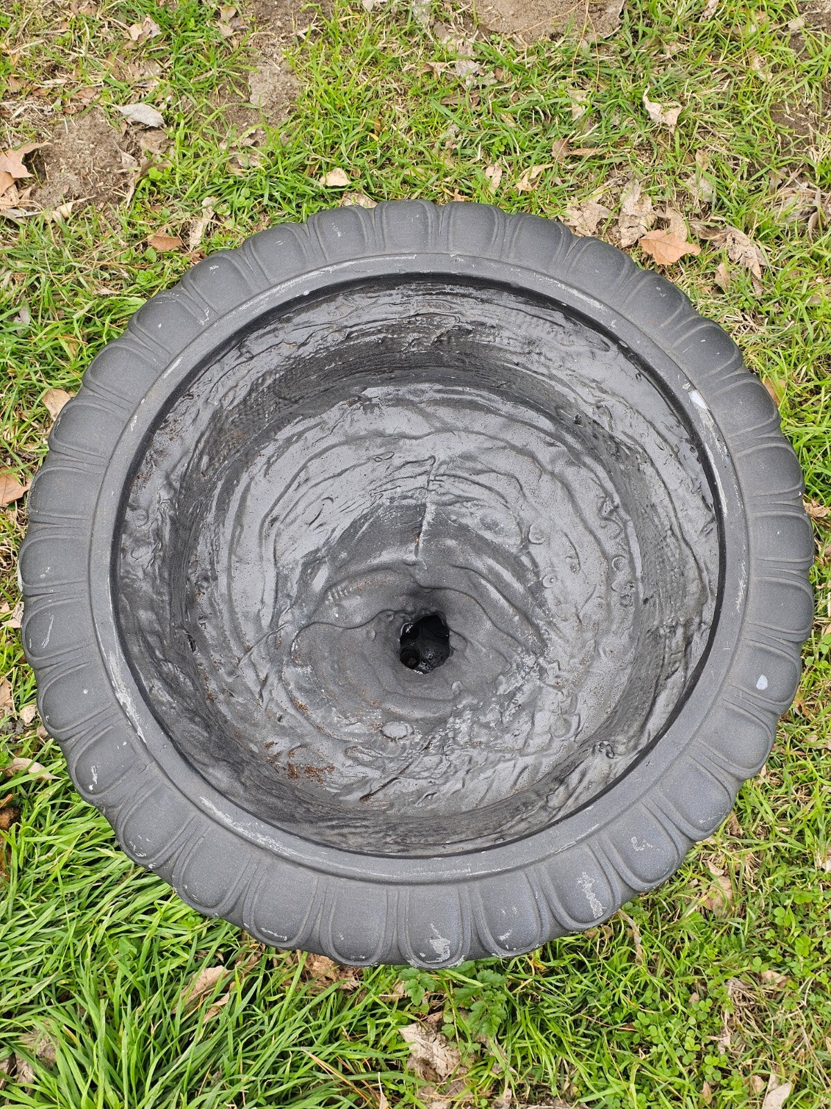 Fiber Clay Suffolk Urn Black Planter 22" Dia x 19" H