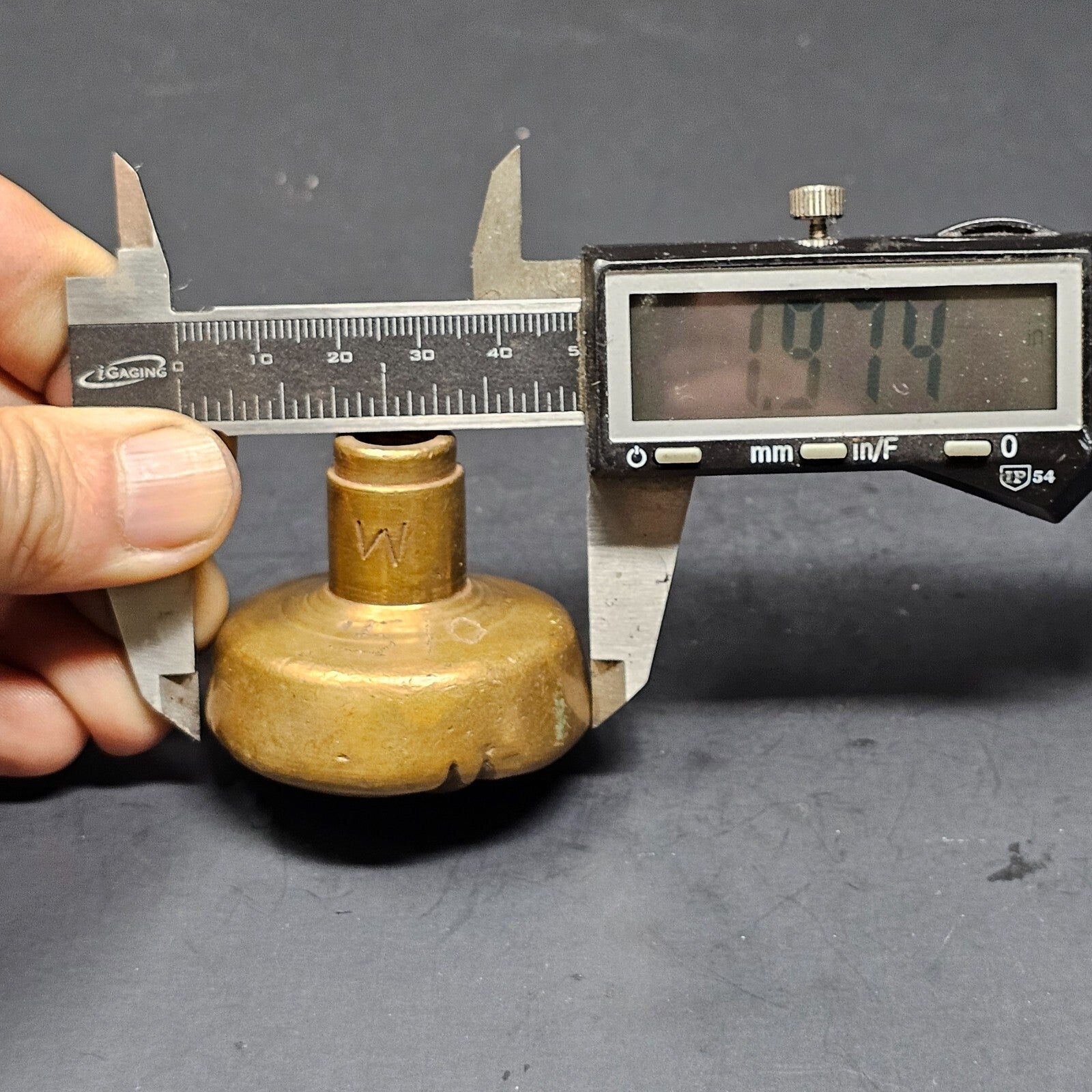 Vintage Single Door Knob Solid Brass (10 oz.)