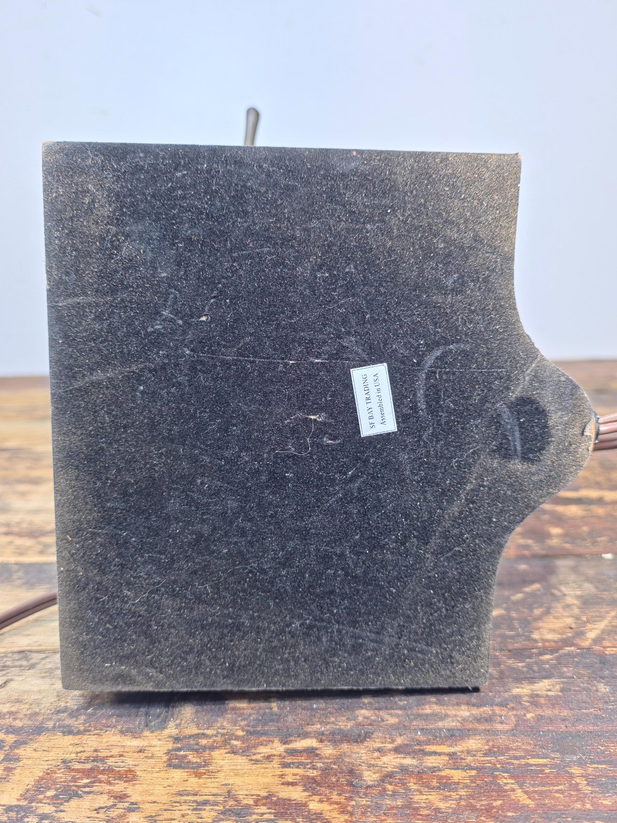 Vintage Bronze-Tone Metal Bulldog Table Lamp — SF Bay Trading