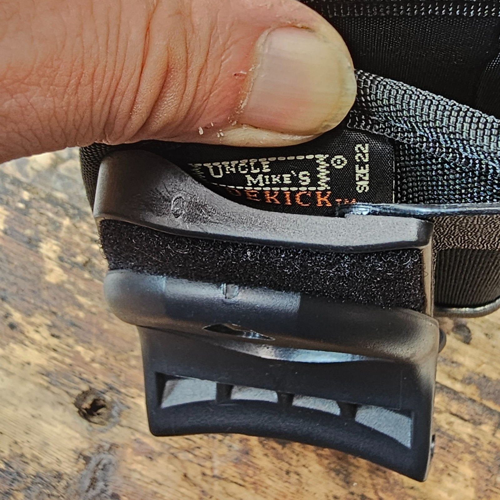 Uncle Mike's Holster Size 22 RH Preowned
