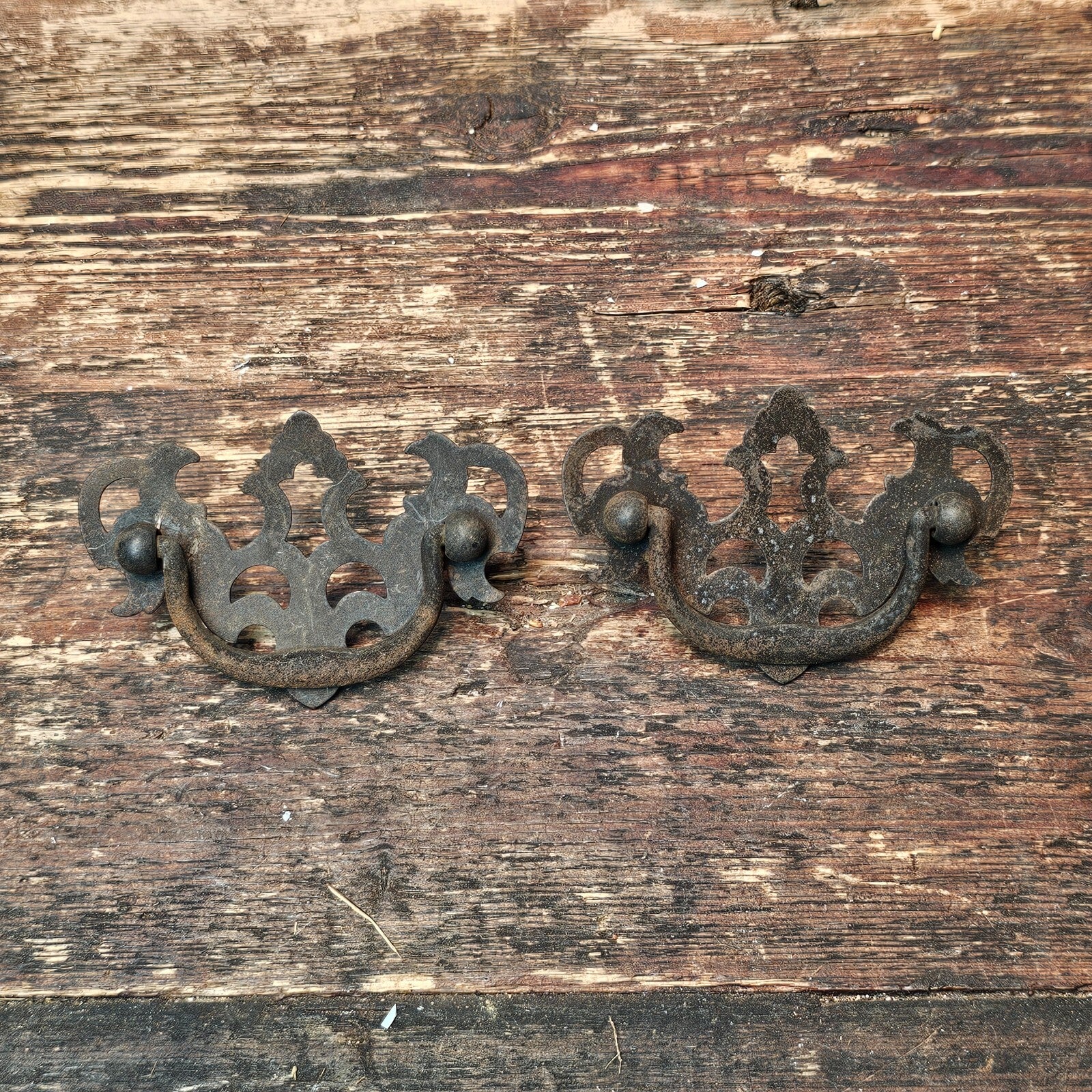 Set of 2 Vintage Rustic Drawer Pulls (C)