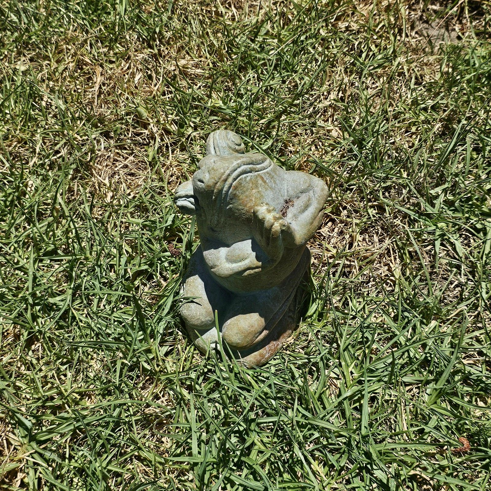 Concrete Yoga Frog  Weathered Garden Statue Decor 4" x 4" x 7" H