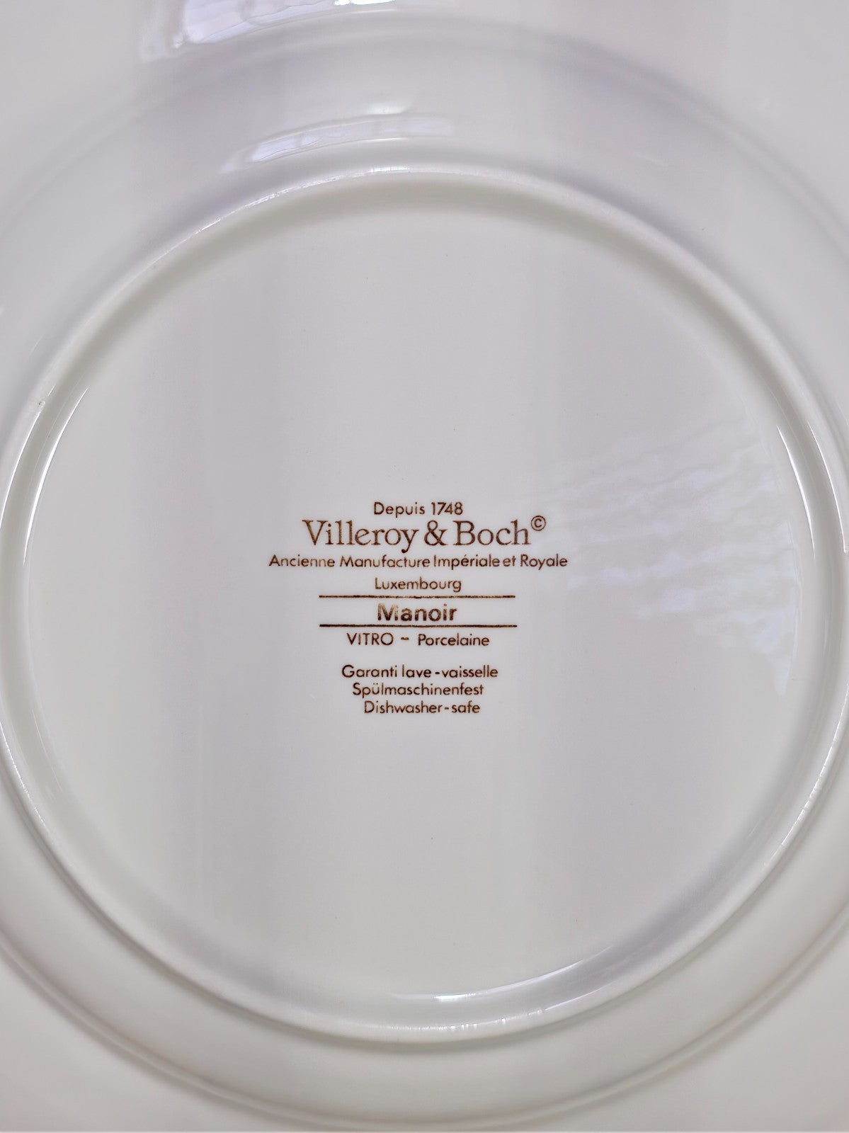 Villeroy &  Boch Manoir Large Rim Soup Bowl 9"
