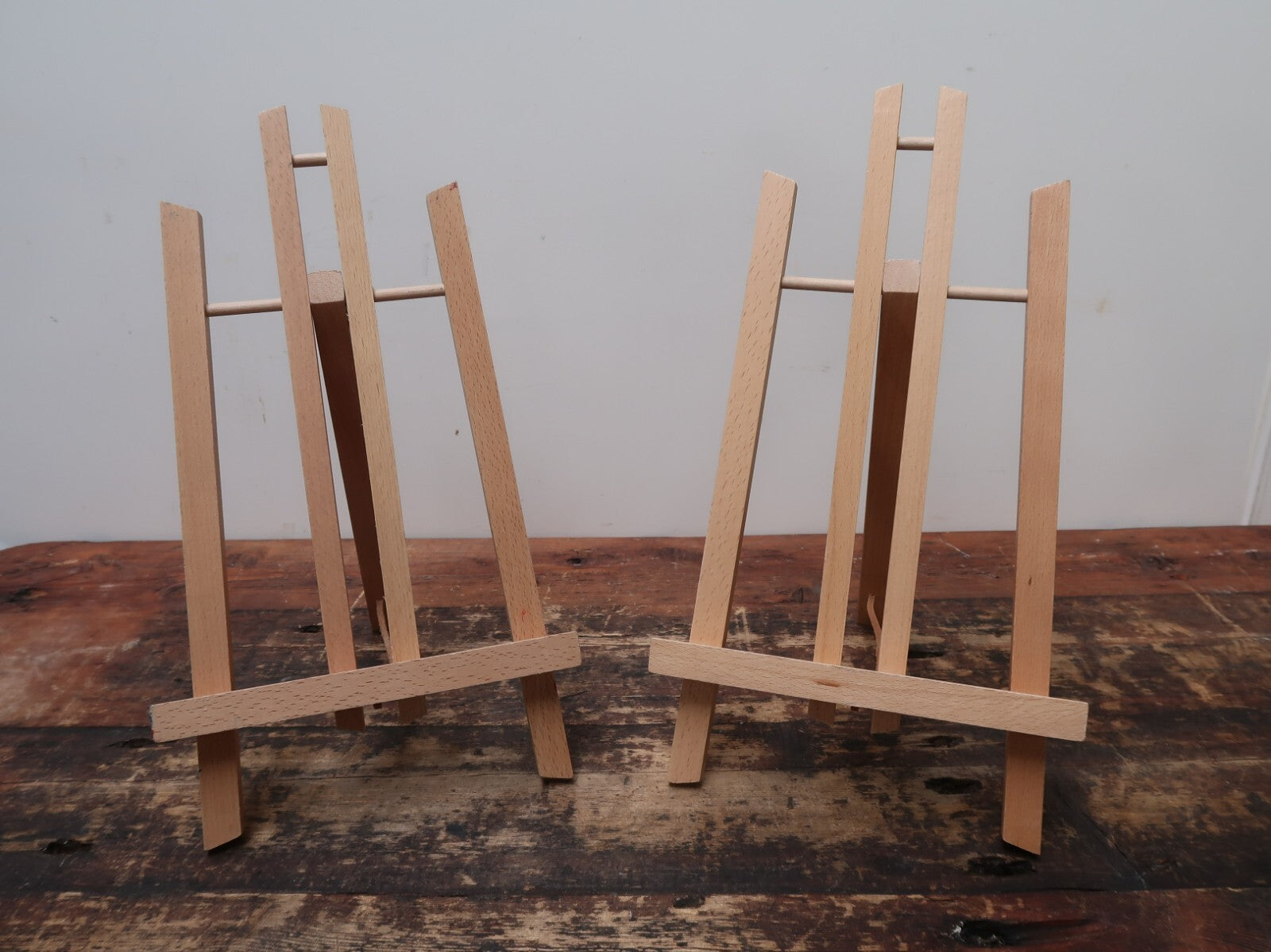 Small Wood Easel Tabletop Easel Stand 15.5" x 8.5" x 1.5" (Set of 2)
