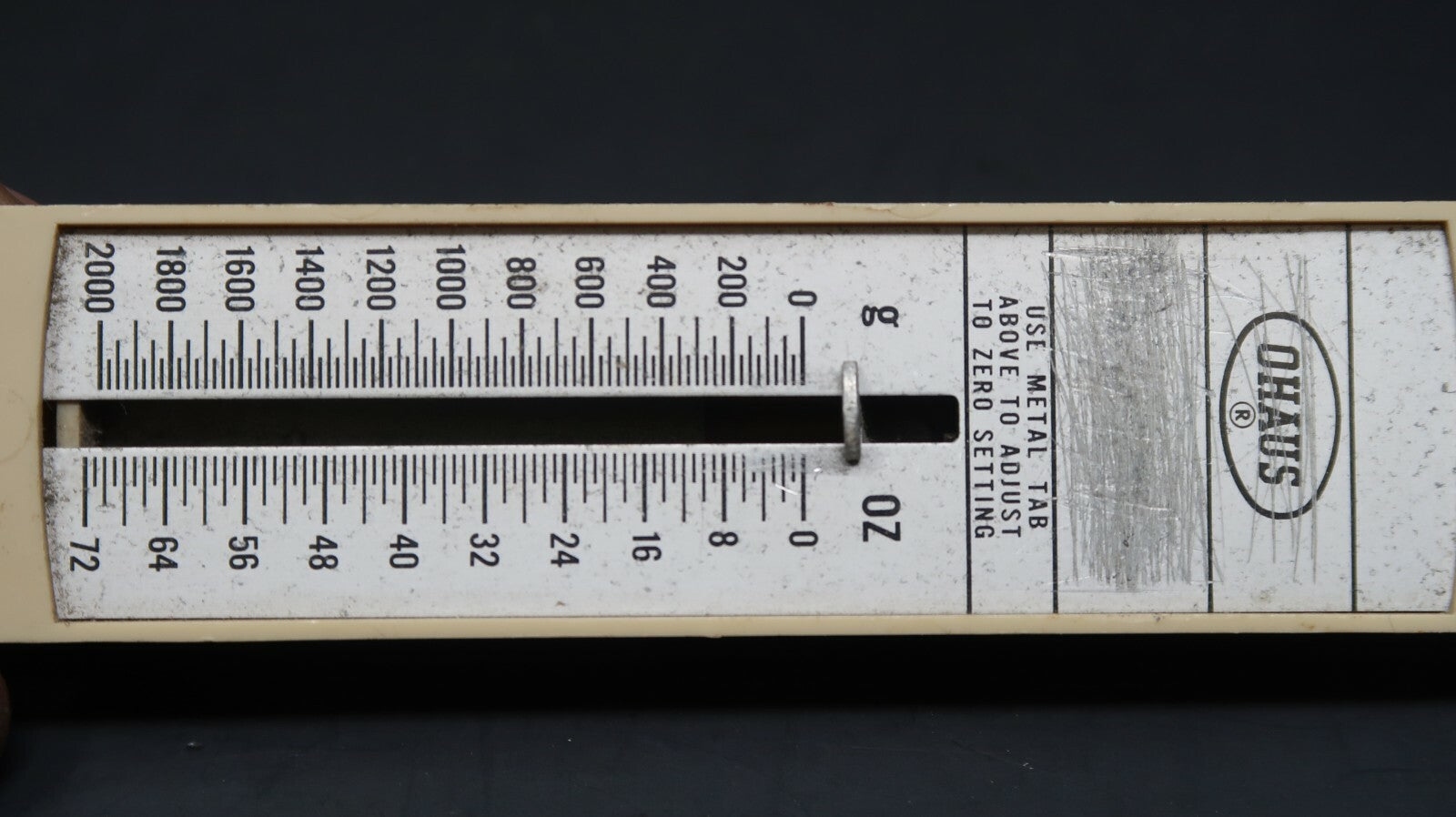 Vintage OHAUS hanging spring scale 2000 Grams 72 Ounces