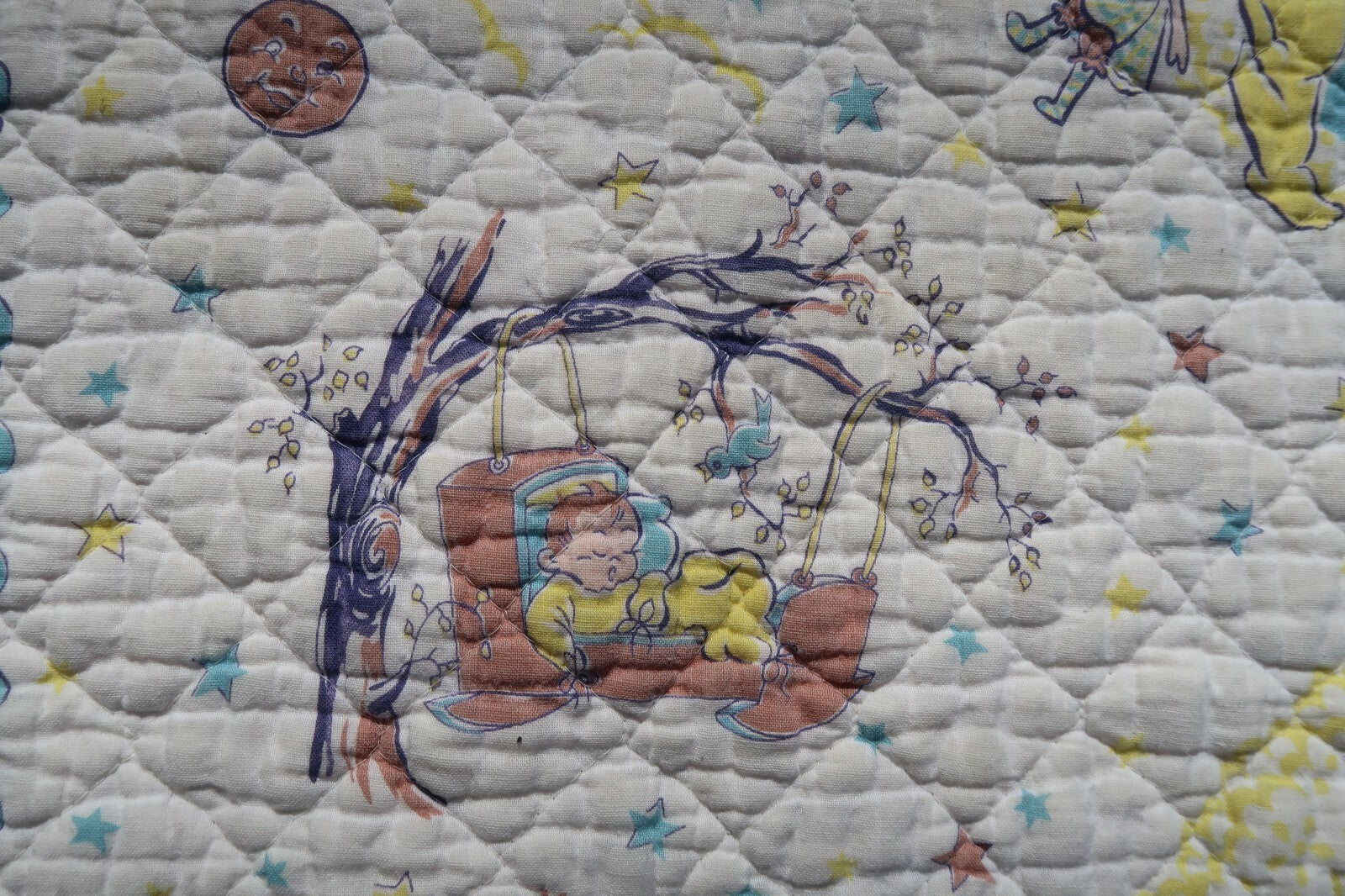 Vintage Quilted Baby Blanket 1950s  Baby's Wonderland 100% Cotton 34" x 46"