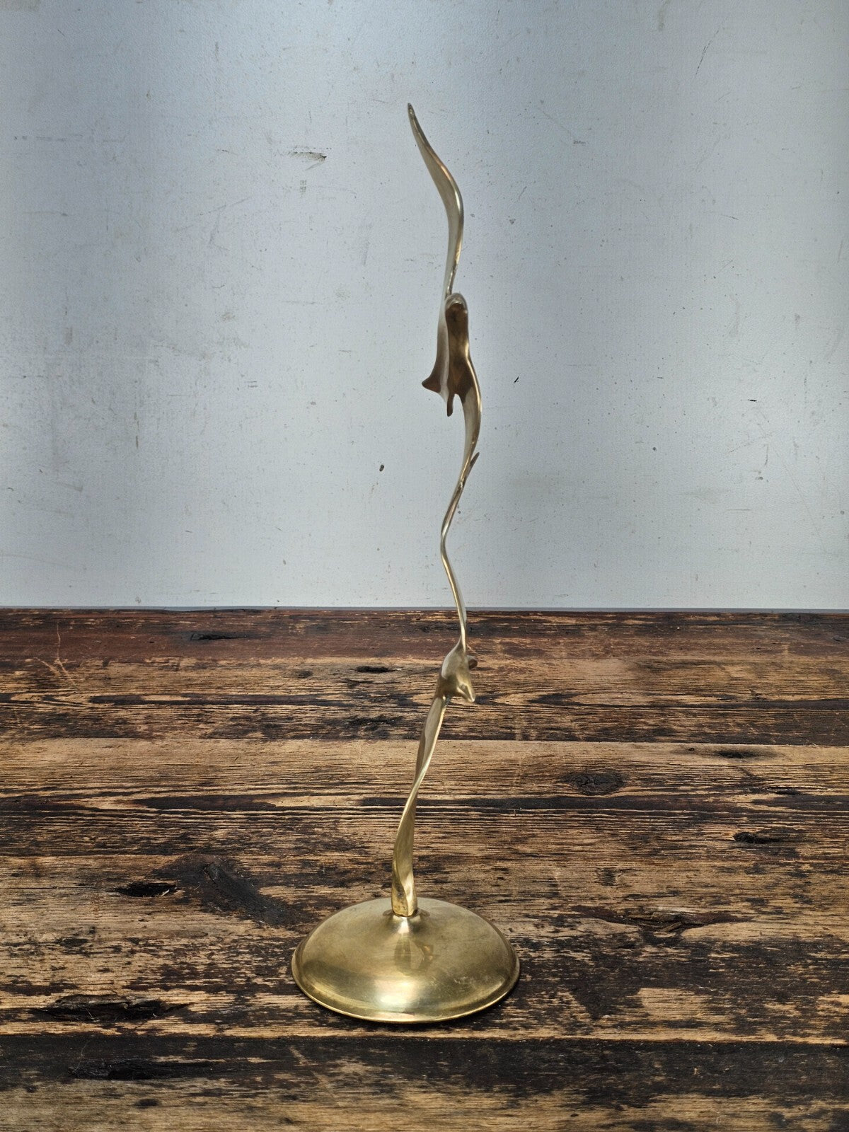 Elegant Mid-Century Modern Brass Seagulls Sculpture | 1970s Penco